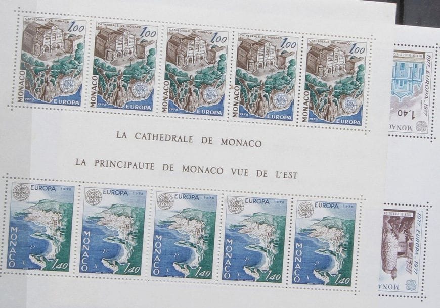 [TIMBRES] FRANCE

Un album d’Anciens et d’Avant-guerre de France neufs et oblitérés dont :

- n° 2, 5, 6, 9

- les Bordeaux

- les Caisses (carnet Sourire de Reims)

- Divers dont : Taxes, Sages, Semeuse Lignée, Variété (raccord) 296/7, Bloc de l’Est.



On joint 11 carnets et 2 albums de 1945 à 1959 et 1959 à 1973 (dont Poste Aérienne).