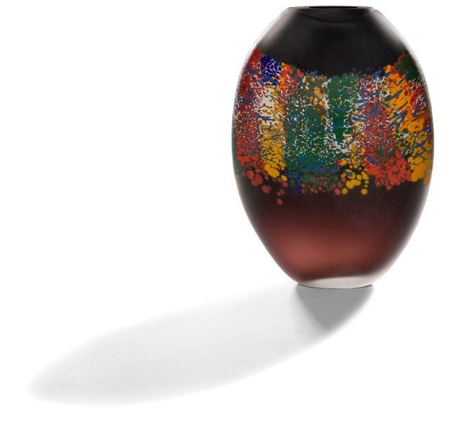 Jean-Luc GARCIN [French] (born 1954
)Large blown and sandblasted glass vase of flattened shape, with polychrome decoration on a black background. Signed and dated 1993 at the
 base.

 Height : 40 cm - Length : 28 cm - Depth : 9 cm

