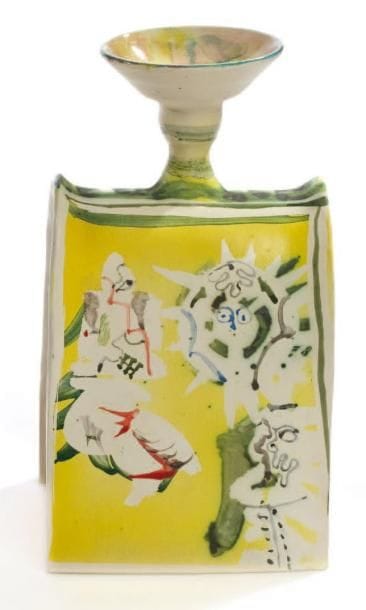 Gilbert PORTANIER (né en 1926)
Bougeoir en céramique à décor polychrome. Signé et daté 93. Hauteur: 29 cm. GILBERT PORTANIER Céramiste français, né en 1926. Il travaille à Vallauris depuis 1948. Ses oeuvres, d'une grande force et élégance sont exposées dans de nombreux Musées Européens. Il s'est particulièrement intéréssé au décor et à la couleur. En 1998, une importante rétrospective de ses céramiques a été organisée au Musée Nationale de Céramique de Sèvres.