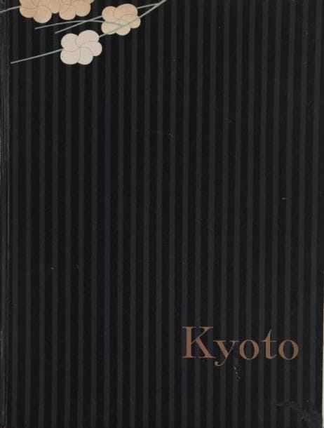 Fukuda, Katsuji (1899-1991)
Kyoto. Iwasaki Publishing Co., Tokyo, 1958. In-folio (34 x 26,5 cm). Edition originale. 86 photographies reproduites en héliogravure. Planche des légendes en japonais et livret en anglais. Cartonnage d'éditeur. Fukuda, Katsuji (1899-1991) Kyoto. Iwasaki Publishing Co., Tokyo, 1958. A fine copy.