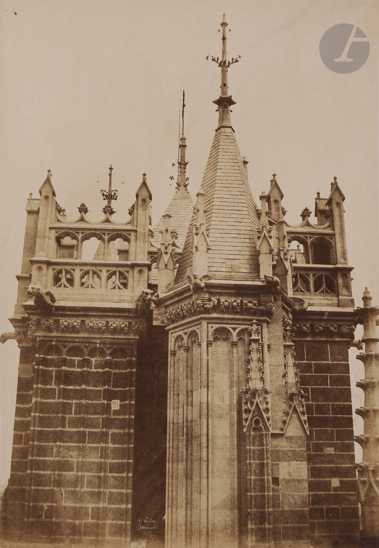 Henri Le Secq (1818-1882)
Cathédrale Notre-Dame d’Amiens, 1852. 
Couronnement restauré de la tour nord.
Épreuve sur papier salé-albuminé, d’après négatif papier, contrecollée sur carton. Signature du photographe, légende et date dans le négatif en bas. Légende manuscrite sur le montage en bas. 
32,7 x 22,8 cm 

Bibliographie : 
Eugenia Parry Janis, Henri Le Secq. Photographe de 1850 à 1860, Paris, Musée des Arts Décoratifs - Flammarion, 1986, p 133.

Henri Le Secq (1818-1882)
Cathedral Notre-Dame in Amiens, 1852. 
Couronnement restauré de la tour nord.
Albuminized salt print, from paper negative, mounted on cardboard. Photographer's credit, caption and date in the negative. Handwritten caption on mount. 
32,7 x 22,8 cm