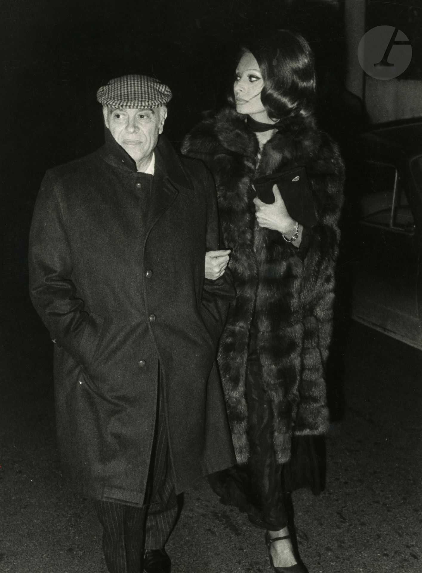 Press photographerSophia
Loren and Carlo Ponti, 1965-1980. 
Nine silver prints. Press stamps, captions and dates on the reverse. 
Medium format: 24 x 18 cm Press 

photographerSophia Lor

en 


and Carlo Ponti, 1965-1980


. 


 
Nine gelatin silver prints. Press stamps, captions and dates on verso. 
Average size : 24 x 18 cm







