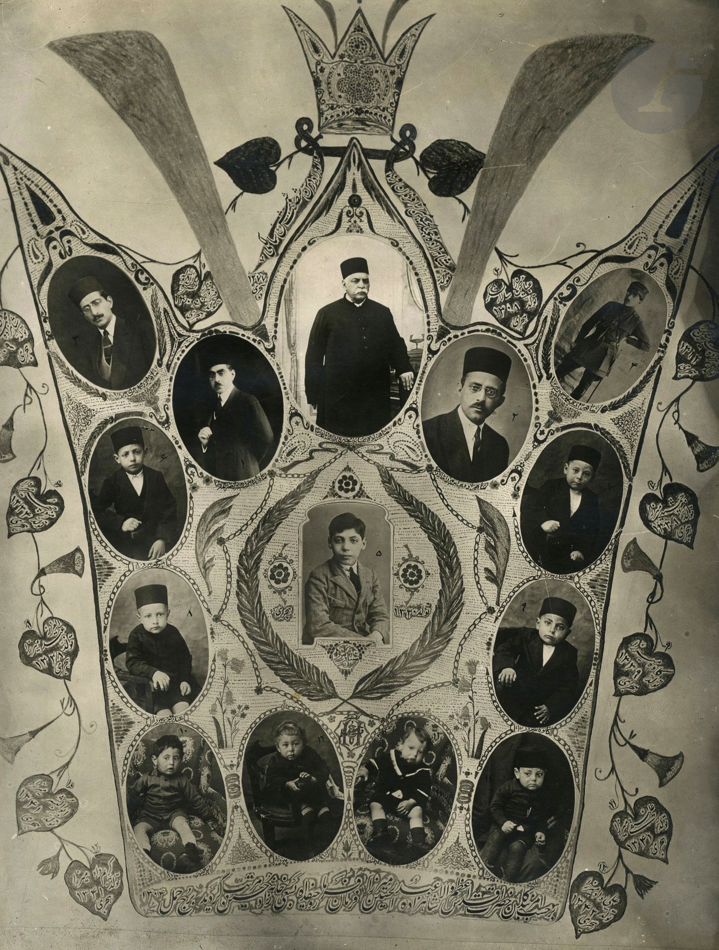 Photographe officiel de Téhéran 
Famille du prince Abdul-Hussein Farman-Farmaian, c. 1930. 
Épreuve argentique d'époque, contrecollée sur carton. Dédicace "Offert en souvenir à Mademoiselle Lafugie" sur le montage. Annotations manuscrites au recto et au verso du montage. 
22 x 17 cm 

Official photographer of Tehran 
Family of Prince Abdul-Hussein Farman-Farmaian, c. 1930. 
Vintage gelatin silver print, mounted on cardboard. Dedication "Offert en souvenir à Mademoiselle Lafugie" on mount.
22 x 17 cm