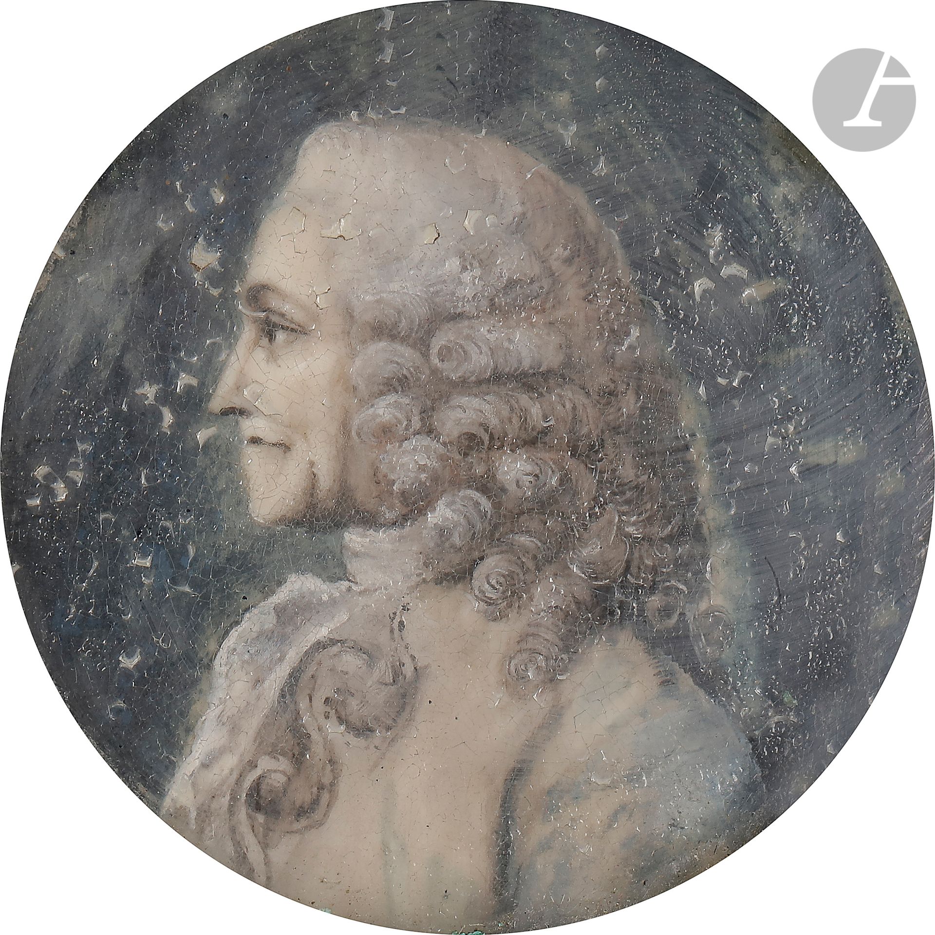 Reunion of six miniatures, five on ivory, one on porcelain
:Woman in bust, late 18th century3
,8 x 3,2 cm, total weight 13 gWoman

in


vestal, in the taste of the 18th century, in medallion with easel, diam 5,6 cm, weight 41 gWoman


in



blue with high hairstyle, 19th century in the taste of the 18th century, 4,5 x 3,6 cm, weight 16 g, sick glass.
Child in 18th century
style
, 3,4 x 2,6 cm, weight 20 gVoltaire in
bust in profile on the left in grisaille, 19th century in 18th century style, diam. 4,8 cm, sick glass, weight 34 gPortrait
of a

woman on porcelain, 19th century, 8,1 x 6,4

cm




