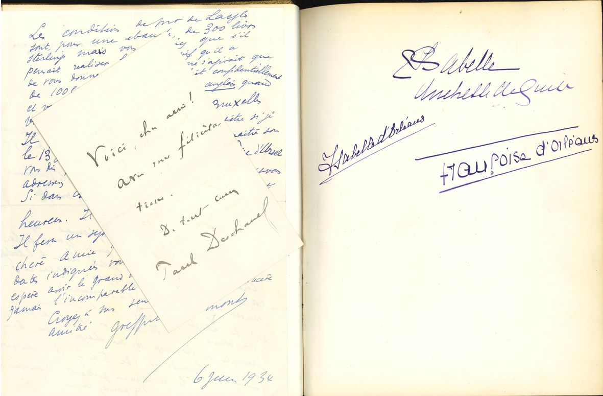 DIVERS. 14 lettres ou pièces, la plupart L.A.S. ou L.S.

 Livre d’or dont 8 pages seulement sont remplies (le reste vierge, relié basane brune, tranches dorées) d’environ 90 signatures de membres de la famille d’Orléans et de divers personnages, la plupart aristocratiques.
 Cahier d’extraits de lettres de Marguerite de Binder à son futur mari Paul de Kermaingant (août 1870-mars 1871).
 Lettres de Paul Deschanel (9 l.a.s., à son ami Kermaingant, 1915-1919), Elaine de Greffulhe Gramont (l.a.s. à propos du peintre Philippe de Laszlo, 1934), Joseph Joffre (l.s. comme Commandant en Chef des Armées Françaises, 1916), Gustave Le Vavasseur (l.a.s. à son jardinier, 1889) ; plus un cat. de vente d’autographes (1883).