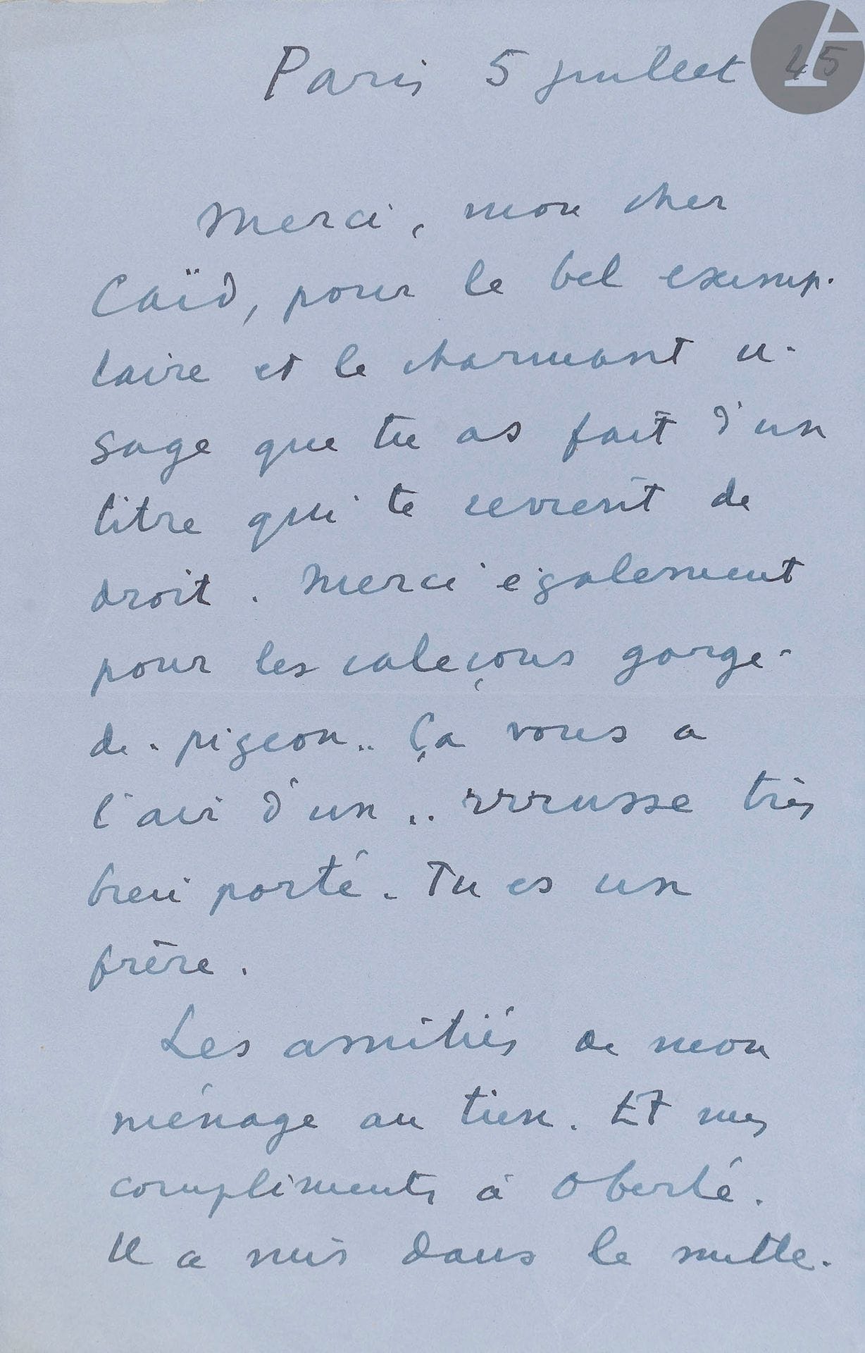 CARCO (Francis).
Rue Pigalle.
Paris : Bernard Grasset, 1927. — In-4, 255 x 192 : frontispice, (4 ff. premier blanc), 124 pp., (3 ff. 2 derniers blancs), 13 planches, couverture imprimée. Broché, couverture rempliée, emboîtage à dos de chagrin noir des ateliers Laurenchet.

Édition originale tirée à 338 exemplaires, illustrée de 14 lithographies originales en couleurs hors texte de Marcel VERTÈS, tirées par les frères Mourlot.
Un des 270 exemplaires sur vélin d’Arches, celui-ci nominatif mais le nom du destinataire a été effacé.

Précieux exemplaire ENRICHI À PART DE 17 CROQUIS ORIGINAUX SIGNÉS DE MARCEL VERTÈS, au crayon ou à l’encre, qui ont servi d’études à l’illustration du livre. Chaque dessin a été collé sur une feuille de papier vélin.

On joint une lettre autographe signée de Francis Carco, d’une page 1/4 in-8, datée du 5 juillet 1945, dans laquelle il remercie son « cher Caïd » notamment « pour les caleçons gorge-de-pigeon ». Il semblerait que le destinataire soit l’écrivain Jean Galtier-Boissière que l’on surnommait le « Caïd ».

Exemplaire parfaitement conservé, en partie non coupé.