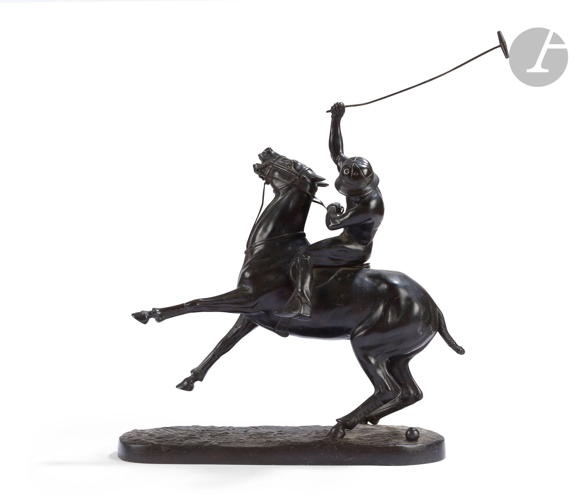 Yves Benoist-Gironière (1903-1983
)The Polo PlayerBronze
with dark brown patinaSigned
"Yves Benoist Gironiere "
H: 38 x (terrace 29 x 10,7cm).
After an illustrious military career and numerous regional equestrian successes, Yves Benoist-Gironière devoted himself to art. His sculptures translate his passion for horses and equestrian competitions.




