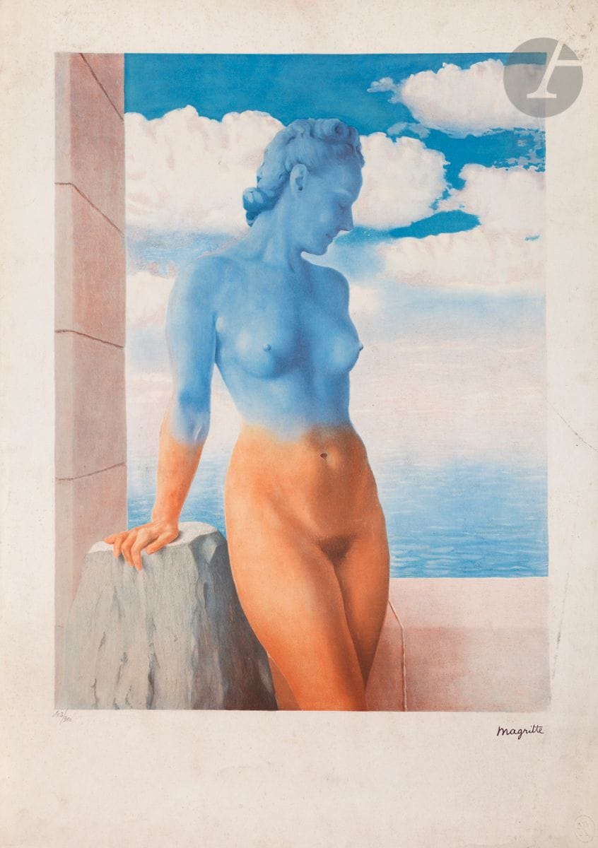 René Magritte (1898-1967) (d’après)
Femme nue au balcon.
Lithographie en couleurs. 
Bonne épreuve sur vélin fort, numérotée au crayon et revêtue du timbre de la signature. Tirage à 300 épreuves. 
Salissures, petites taches et plis cassés marginaux. 
73,5 x 52,5 cm.