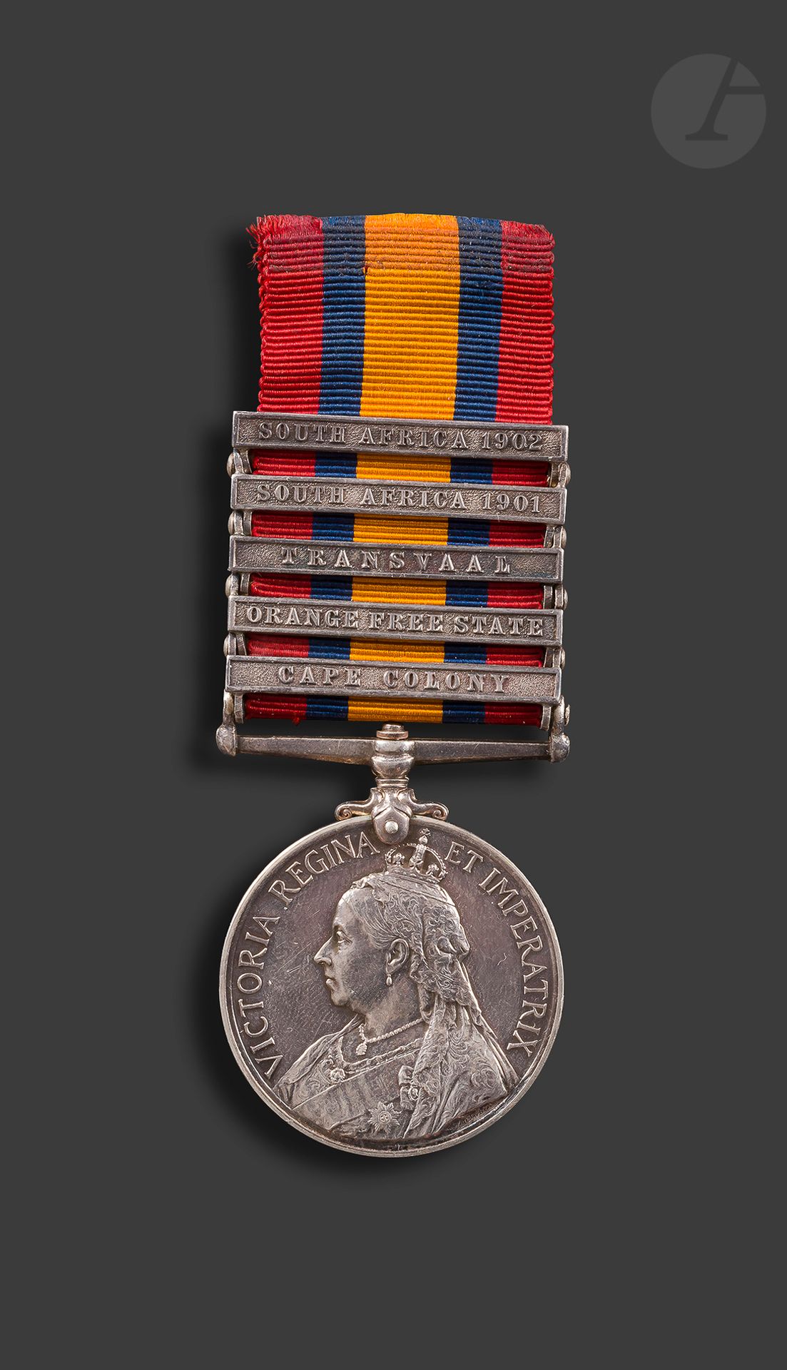 GREAT BRITAIN 
SOUTH AFRICA Medal (1900). 
Silver. Ribbon with 5 clasps " SOUTH AFRICA 1902 " " SOUTH AFRICA 1901 ", " TRANSVAAL ", " ORANGE FREE STATE " " CAPE COLONY ". 
Allotted on the slice: 30598 GNR J HOGAN R.F.A "
Gross weight: 51 g 
SUP

.
 
 
This is probably James HAGAN (incorrectly noted HOGAN on the roll), reported in "Rorke's drift".





