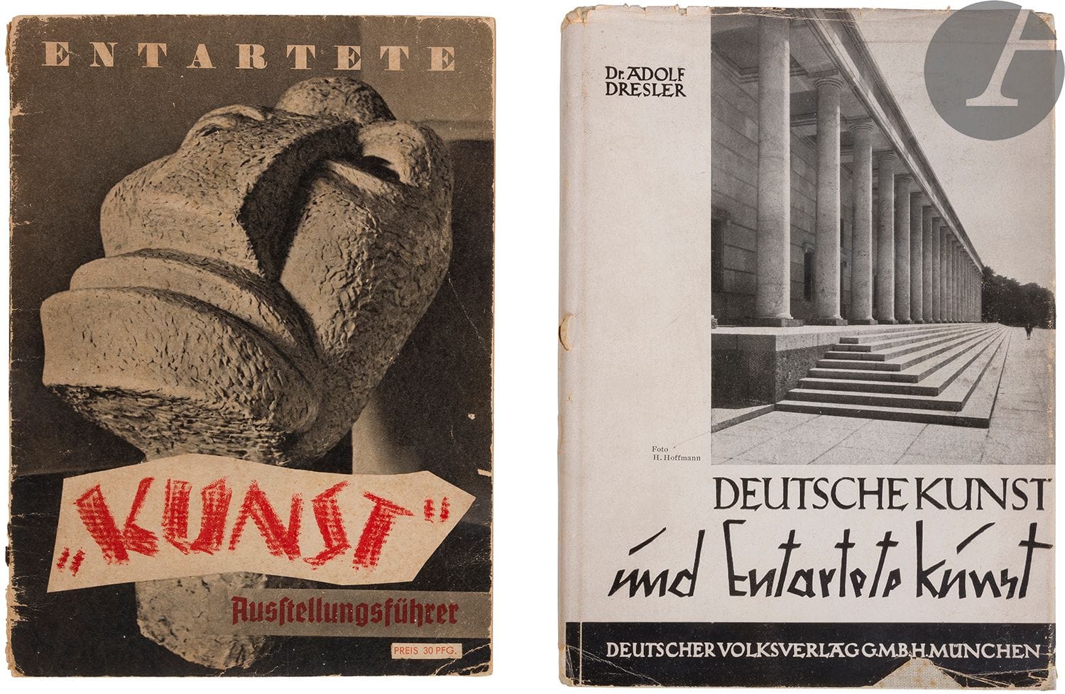 [ART DÉGÉNÉRÉ - NAZISME] - 
Entartete Kunst.
Munich, 1937. — Brochure in-8, 210 x 145 : 30 pp., (1 f.), couverture illustrée. Agrafée.

Catalogue de l’exposition d’Art dégénéré réalisée par les nazis à Munich à partir du 19 juillet 1937.

Cette exposition faisait partie des moyens de propagande d’Hitler pour essayer d’en finir avec ce qu’il appelait la « subversion culturelle », et ce, en identifiant et en ridiculisant, comme il l’a dit lors de l’inauguration de l’événement, « les cliques de bavards, de dilettantes et d’escrocs de l’art qui se soutiennent entre eux ». Ainsi désignait-il les artistes tels que les cubistes et les dadaïstes qu’il accusait d’être les représentants de l’art officiellement reconnu par les États « bolchevisés ».

Ce catalogue « souligne la volonté de ses organisateurs de “démasquer la racine commune de l’anarchie politique et de l’anarchie culturelle”, de “démasquer la dégénérescence de l’art, bolchevisme artistique dans toute l’acceptation du terme” et, bien sûr, de mettre en garde le public allemand contre “le remue-ménage judéo-bolchevique général”. Car le “bolchevisme culturel” ne peut être pour les nazis, et pour Hitler tout particulièrement, qu’un judéo-bolchevisme culturel. Cette vaste opération de “démasquage” et de “nettoyage” s’inscrit elle-même dans le grand programme de “déjudaïsation” radicale entrepris par les nazis » (Pierre-André Taguieff, La Judéophobie des Modernes, 2008, page 226).
Le catalogue est illustré de nombreuses reproductions en noir.

Usures et petites déchirures au dos. Quelques annotations manuscrites à l’intérieur.

On joint :
- DRESLER (Adolf). Deutsche Kunst und entartete “Kunst”. Kunstwerk und Zerrbild als Spiegel der Weltanschauung. Munich : Deutscher Volksverlag, 1938. — In-8, 212 x 150 : 80 pp. Cartonnage toile blanche imprimée de l’éditeur, sous jaquette illustrée.
Édition originale de cette virulente critique de l’art dit « dégénéré » faite par la propagande nazie destinée à combattre l’art moderne et notamment étranger en le comparant à l’art officiel allemand. C’est ainsi que l’ouvrage comporte de nombreuses reproductions en noir et blanc des deux arts, notamment des œuvres de Grosz, Dix, Kirchner, Schwitters, Klee ou encore Beckmann.

Déchirures à la jaquette. Rousseurs au cartonnage.