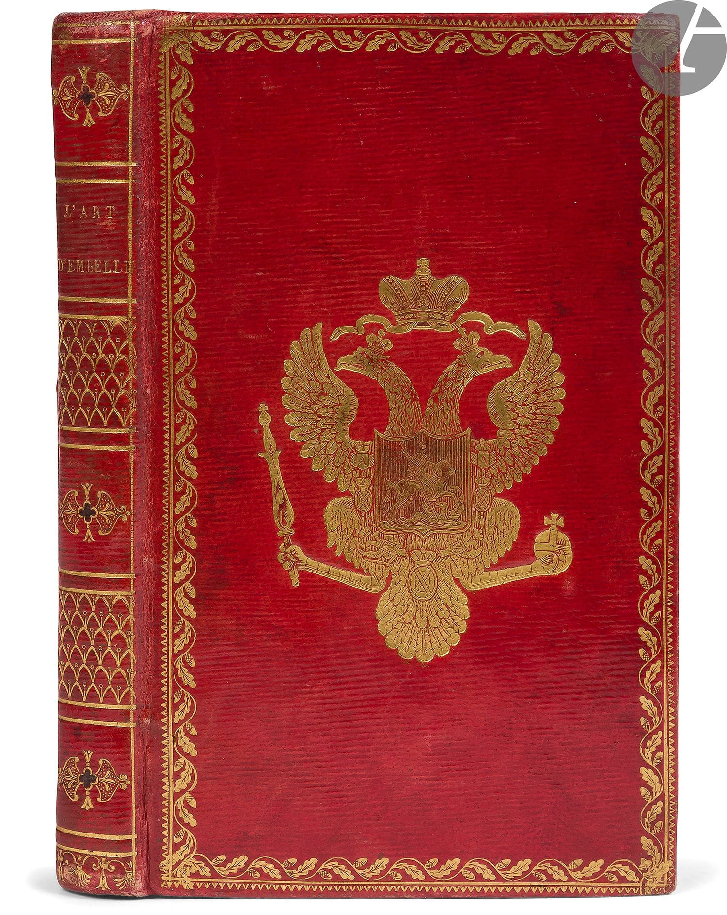 MÈGE (Jean-Baptiste).
Alliance d’Hygie et de la beauté, ou l’art d’embellir, d’après les principes de la physiologie ; précédé d’un discours sur les caractères physiques et moraux de la femme, ses prérogatives et ses devoirs ; et sur les mœurs et les coutumes des anciens.
Paris : Crochard, Delaunay, l’auteur, 1818. — In-12, 160 x 97 : (1 f.) sur 2 (mq le titre), ij, 244 pp., (1 f.). Maroquin rouge, roulette dorée en encadrement et armes dorées au centre sur les plats, dos lisse orné, roulette dorée intérieure, tranches dorées (reliure de l’époque).

Édition originale rare de cet ouvrage qui à l’époque eut un grand succès auprès des femmes de tous rangs. Il fut composé par le médecin Jean-Baptiste Mège qui propose non seulement une histoire de la beauté mais surtout un guide complet de la conduite féminine, véritable manuel définissant des pratiques d’embellissement et de comportement. L’auteur y privilégie l’hygiène et la beauté naturelle au lieu de la fantaisie et la vanité.

Malgré quelques critiques, voici ce que disait le Journal complémentaire du dictionaire (sic) des sciences médicales en 1820, à l’occasion de la parution de la seconde édition du texte : « cet ouvrage nous paraît être le meilleur que nous ayons sur l’emploi si généralement répandu des cosmétiques. L’auteur, au lieu de bercer d’espérances chimériques les femmes, crédules à l’excès quand il s’agit de leurs charmes, a le courage de leur donner de sévères et sages conseils, que beaucoup ne suivront pas sans doute, mais que les gens sensés sauront apprécier à leur juste valeur, et qui serviront à faire distinguer M. Mége d’une multitude de charlatans qui ont écrit sur le même sujet » (Journal complémentaire du dictionaire (sic) des sciences médicales, tome 8, 1820, p. 93).

Les thèmes traités par l’auteur sont multiples. Il y aborde aussi bien les propriétés physiques, les fonctions de la peau, les fards, les tatouages, l’obésité, la cosmétique pour les cheveux, les oreilles, les yeux, que l’éducation physique relative à la beauté, les gestes, le chant-musique, la déclamation, ou encore la danse. 

Précieux exemplaire en maroquin de l’époque, aux armes de l’empereur Alexandre Ier de Russie (1777-1825). 

Rehauts noir réalisés postérieurement sur les armes et les quadrilobes au dos. Manque le titre.