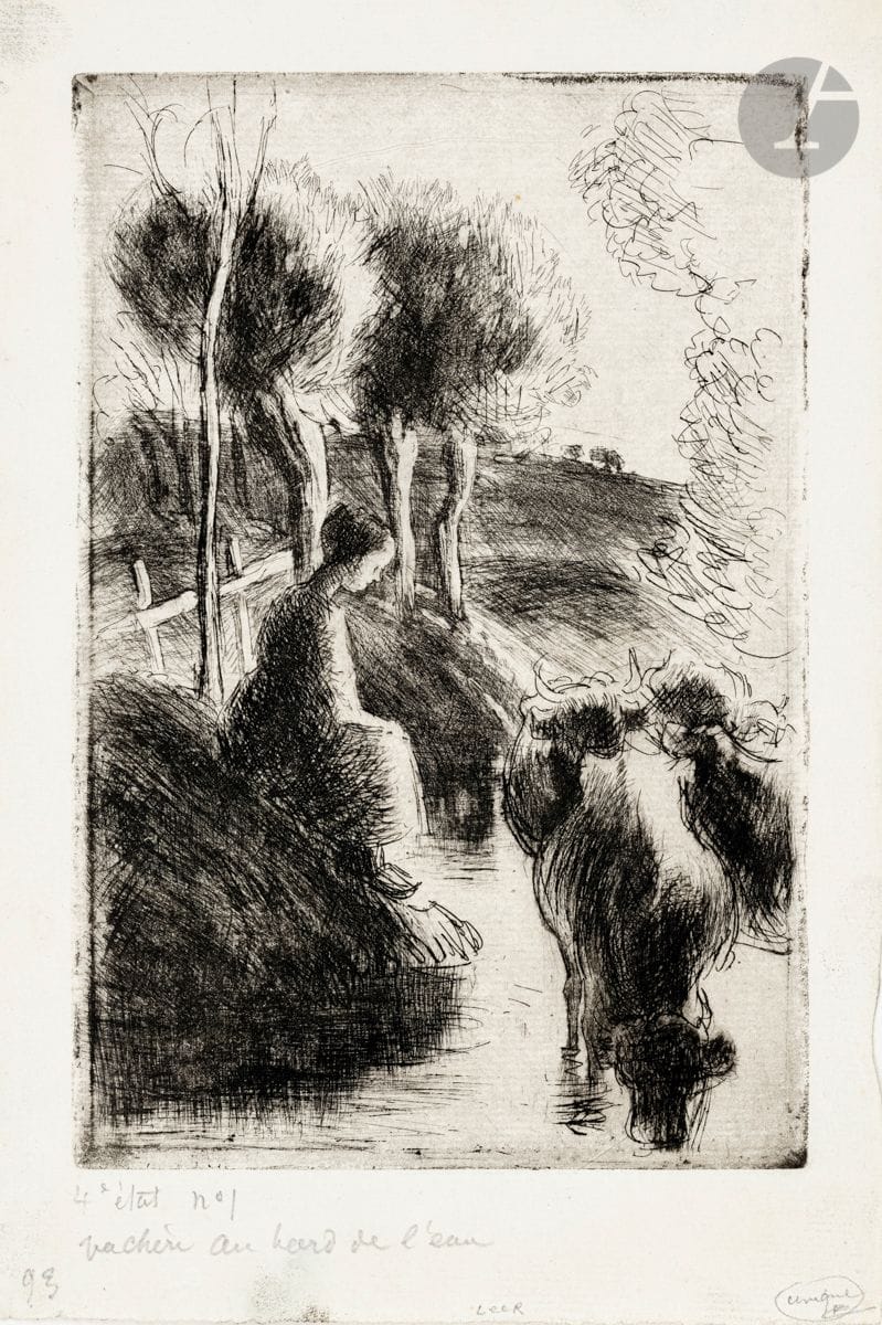 Camille Pissarro (1830-1903)
Vachère au bord de l’eau. 1890. Eau-forte et pointe sèche. 132 x 198. Delteil-Cailac 93. Très belle épreuve sur vélin mince crème filigrané « van gelder », annotée « 4e état n° 1 » puis titrée au crayon par l’artiste, avant de nouvelles tailles notamment entre le dos de la paysanne et la barrière. Petites salissures normales aux bords du feuillet. Toutes marges non ébarbées. « De toute rareté sinon unique » selon Cailac. (Outre 9 ou 10 épreuves d’essai de l’état définitif, cette planche fit ensuite l’objet d’un tirage pour la Gazette des Beaux-Arts, n° du 1er mai 1904).