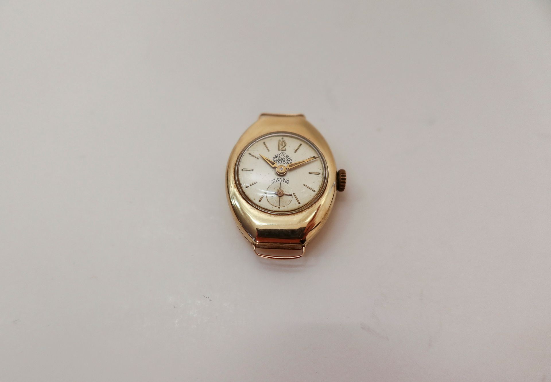 
Montre de femme Leijona en or (14K).

Poids brut : 15,6 g.
