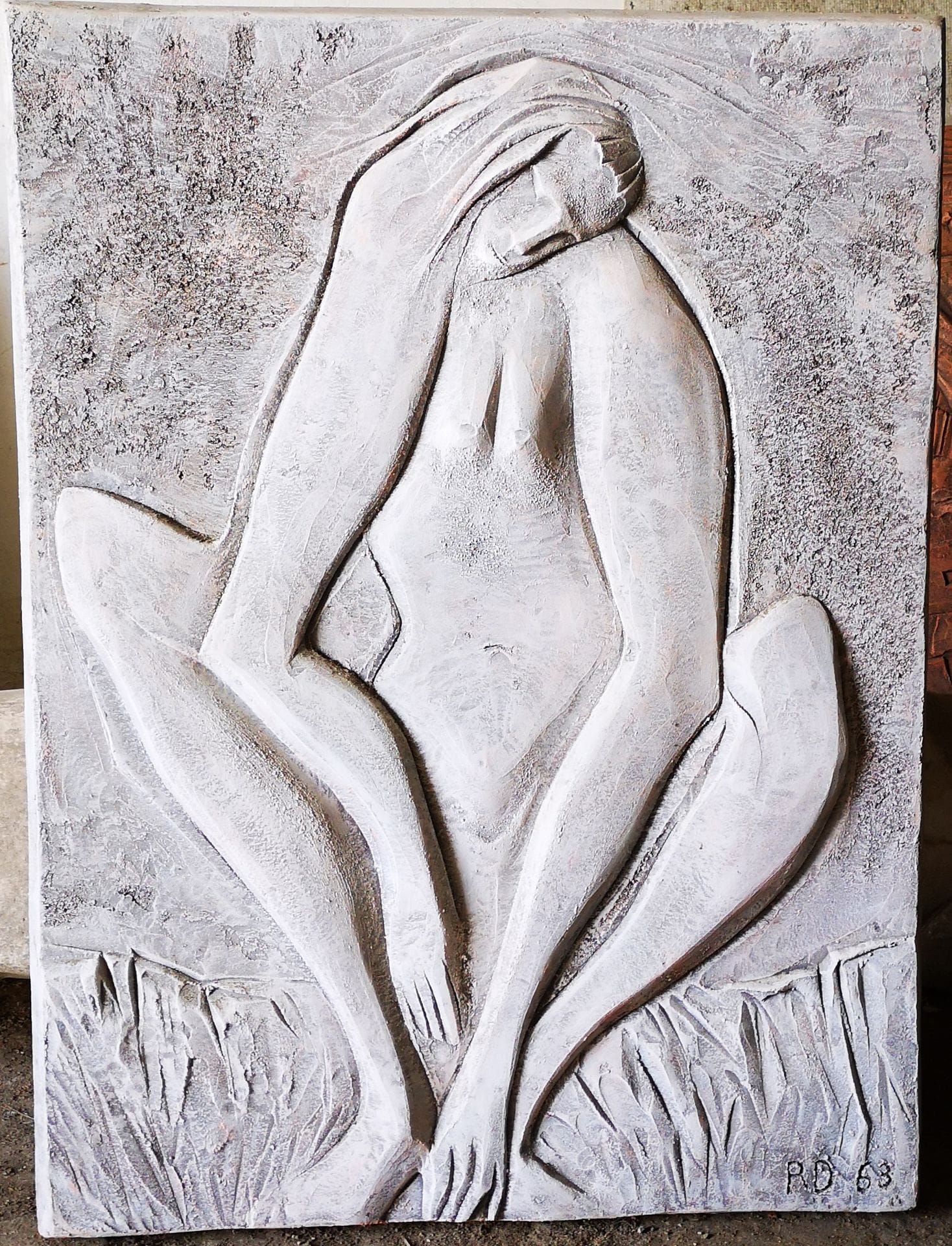 Roger DESSERPRIT (1923-1985)

Femme assise en tailleur, 1963

Bas-relief en ciment.

Monogrammé et daté en bas à droite.

102 x 76 cm