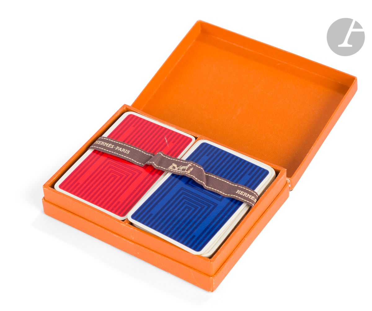 HERMES -Paris
Deux jeux de 54 cartes, dans leur boîte
13,5 x 10 x 3 cm