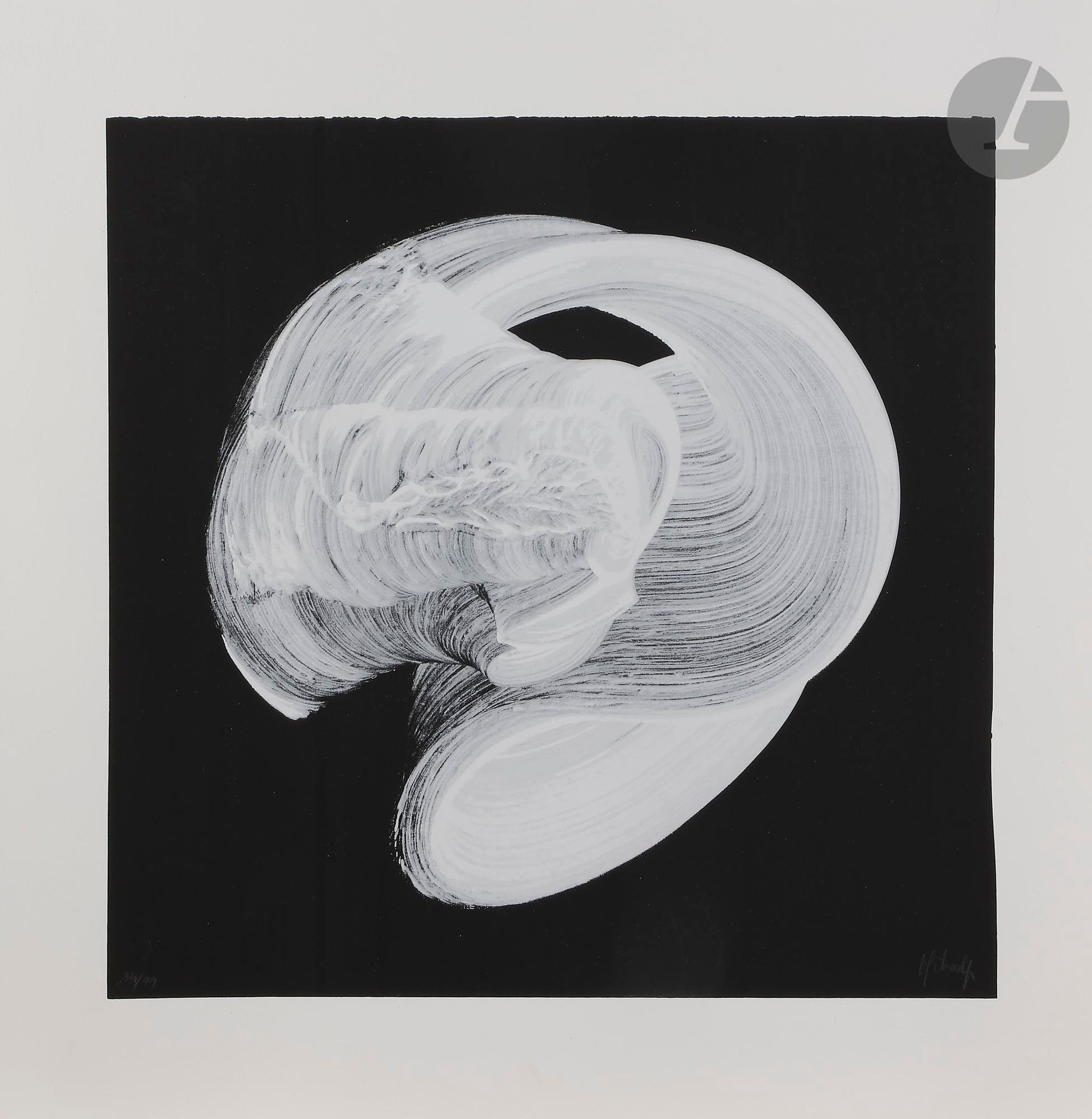 Najia MEHADJI (France-Maroc, née en 1950)
Volute, 2010
Lithographie.
Signée et numérotée 34/99.
52 x 52 cm

Lithograph.
Signed and numbered 34/99.

Provenance :
Don de l'artiste.