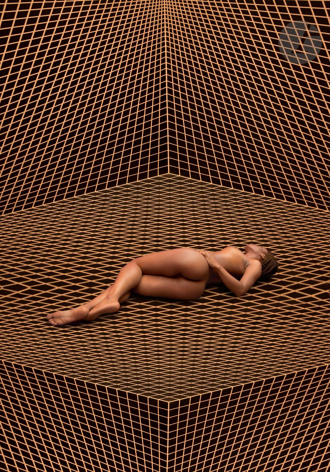 DAHMANE (Paris, né en 1959)
Mildred. Op'Art, 2015
Photomontage.
Signé et numéroté. 
Édition limitée à 7 exemplaires + 2 Épreuves d'Artiste.
Claude Lemand éditeur d'art, Paris.
59,3 x 42 cm

Photomontage.
Signed and numbered.
Limited edition of 7 + 2 Artist's proof.