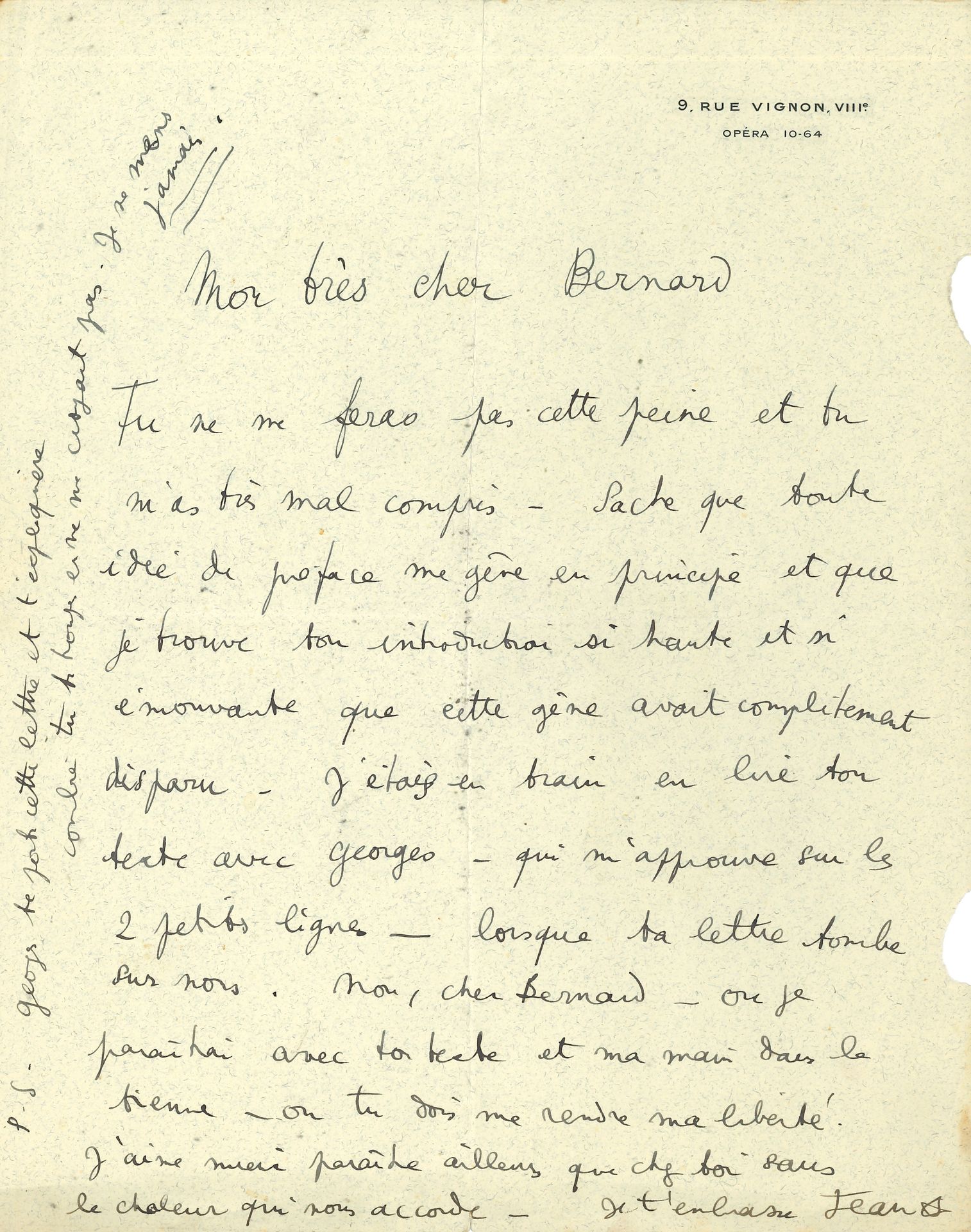 Jean COCTEAU. 2 L.A.S. « Jean », 1931-1940, à Bernard Grasset ; 1 page in-4 chaque (petits manques marginaux sans perte de texte à la 1ère, trous de classeur à la 2e).
9 rue Vignon [1931 ?]. Sur l’Essai de critique indirecte (Grasset, 1932). « Tu ne me feras pas cette peine et tu m’as très mal compris. Sache que toute idée de préface me gêne en principe et que je trouve ton introduction si haute et si émouvante que cette gêne avait complètement disparu. […] Non, cher Bernard – ou je paraîtrai avec ton texte et ma main dans la tienne – ou tu dois me rendre ma liberté. J’aime mieux paraître ailleurs que chez toi sans la chaleur qui nous accorde. […] Je ne mens jamais ». – 1940. « Tes secrétaires André F[raigneau] et Chateaubriant t’ont peut-être raconté que je sortais d’une clinique très pénible – d’où mon espèce de disparition. J’ai lu ton livre [à la recherche de la France] que je trouve d’une importance extrême et qui, seul, s’oppose à tant de désordres. J’aurais voulu te le dire et en parler avec toi »…