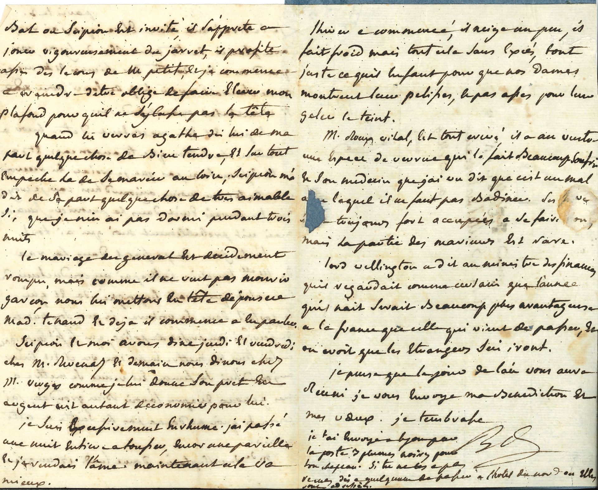Anthelme BRILLAT-SAVARIN (1755-1826) magistrat et gastronome. L.A.S. « BS », Paris le 3 [février 1816 ?], à sa nièce Élisabeth Brillat des Terreaux, à Belley (Ain) ; 3 pages in-8, adresse (petite déchirure par bris de cachet, montage ancien sur papier bleu).
Il a reçu avec plaisir de ses nouvelles de Lyon, « car quand on a en routte des chiennes et des nieces on ne saurait avoir trop de souci pour de si chanceuses marchandises »... Il raconte une aventure concernant sa chienne Ida : « L’autre jour en passant dans la rue de Melle Templier j’attrapai un conducteur de cabriolet qui avait empoigné Ida et qui la portait dans sa voiture. Je pris son numero et jecrivis au prefet de police, qui le fit empoigner a son tour et mettre en prison ou il est encor aujourd’hui sa femme est venue se mettre a mes genoux et apres l’avoir bien grondée, j’ai consenti qu’on ne donne pas de suitte a cette affaire »… Il parle avec humour de son frère Scipion, qui « s’apprete a jouer vigoureusement du jarret » au bal de Mme de Villeplaine, et qui lui a rapporté quelque chose de si aimable de la part d’Agathe, qu’il n’en a pas dormi pendant trois nuits. Il donne des nouvelles de quelques amis : le général qui ne veut pas mourir garçon, MM. Revenaz, Vergèz, Roux Vital, etc. « Lord Wellington a dit au ministre des finances quil regardait comme certain que l’annee qui nait serait beaucoup plus avantageuse a la France que celle qui vient de passer, et on croit que les étrangers s’en iront. Je pense que le jour de l’an vous aura réuni je vous envoye ma benediction et mes vœux »…