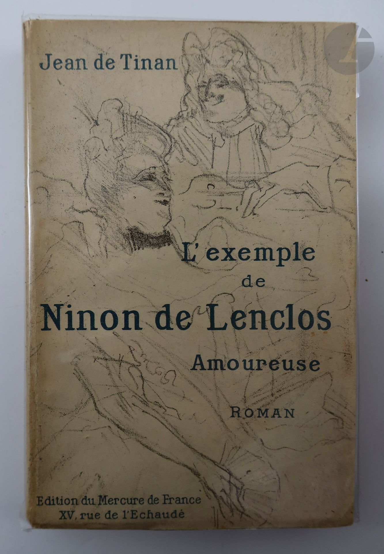 [TOULOUSE-LAUTREC (Henri de)] - TINAN (Jean de).
L'Exemple de Ninon de Lenclos Amoureuse. Roman.
Paris : Éditions du Mercure de France, 1898. — In-18, broché.
Édition originale de cette biographie romancée de Ninon de Lenclos par Jean de Tinan. La couverture est illustrée de deux belles lithographies de Henri de TOULOUSE-LAUTREC.

Exemplaire numéroté sur papier d'édition.

Dos recollé.
