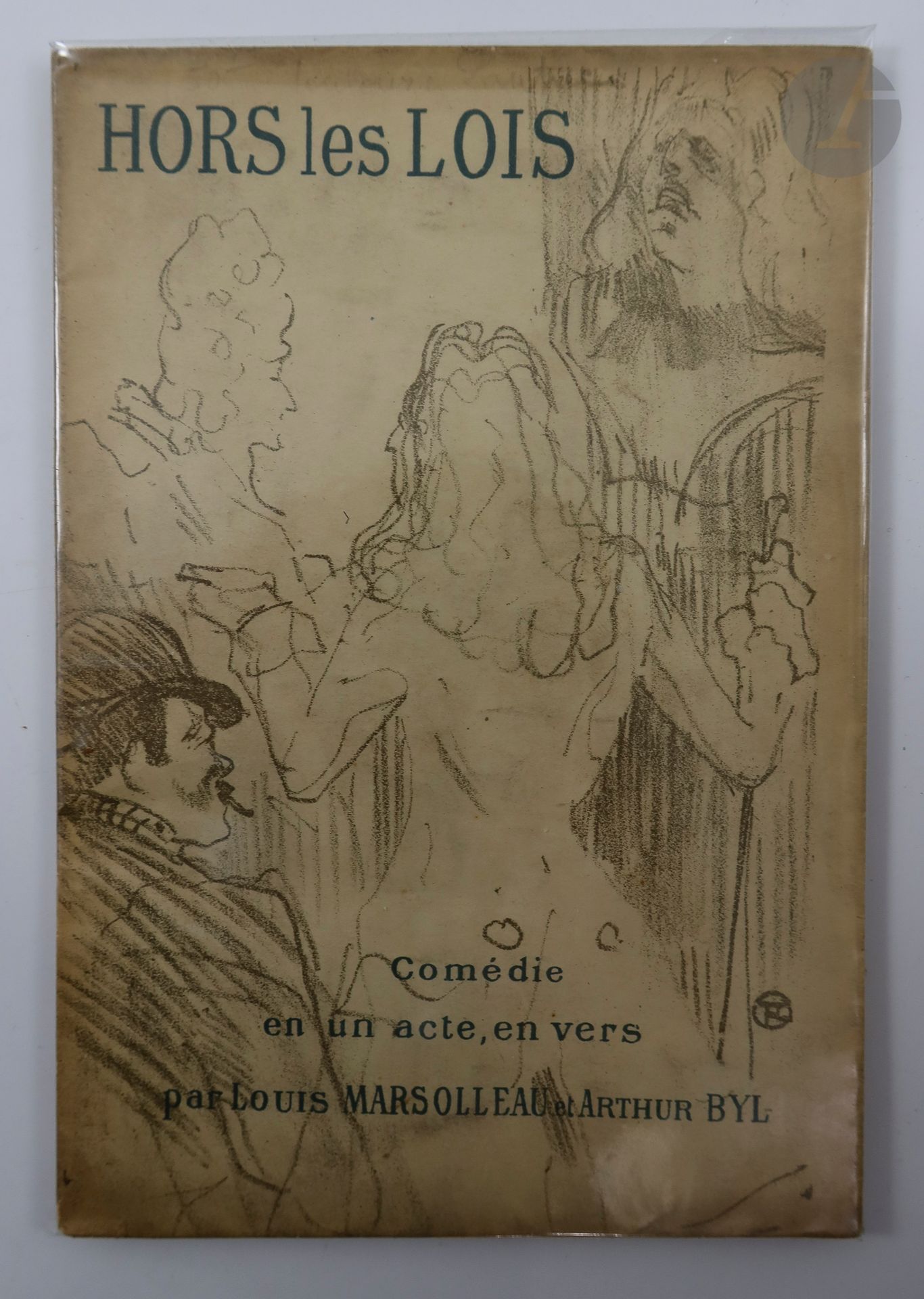 [TOULOUSE-LAUTREC (Henri de)] - MARSOLLEAU (Louis) - BYL (Arthur).
Hors les Lois. Comédie en un acte en vers.
Paris : P.-V. Stock, 1898. — In-18, broché.
Édition originale de cette comédie représentée pour la première fois le 5 novembre 1897 au Théâtre Antoine. La couverture est illustrée d'une lithographie de TOULOUSE-LAUTREC.

Exemplaire de l'écrivain et dramaturge Georges Docquois (1863-1927), avec cet envoi de Louis Marsolleau également signé par Arthur Byl :
Au plus spirituel des fantaisistes // parisiens Georges Docquois // ses amis // Louis Marsolleau // Arthur Byl

Exemplaire bien conservé.