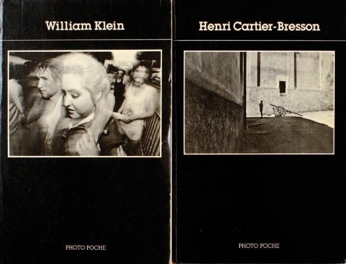Henri Cartier-Bresson (1908-2004)
Photo Poche N°2. CNP, Paris, 1982. In-12 (19 x 12,5 cm). Edition originale, signée et dédicacée par Henri Cartier-Bresson. Couverture souple illustrée. William Klein (né en 1928) Photo Poche N°20. CNP, Paris, 1985. In-12 (19 x 12,5 cm). Edition originale, signée et dédicacée par William Klein. Couverture souple illustrée. 