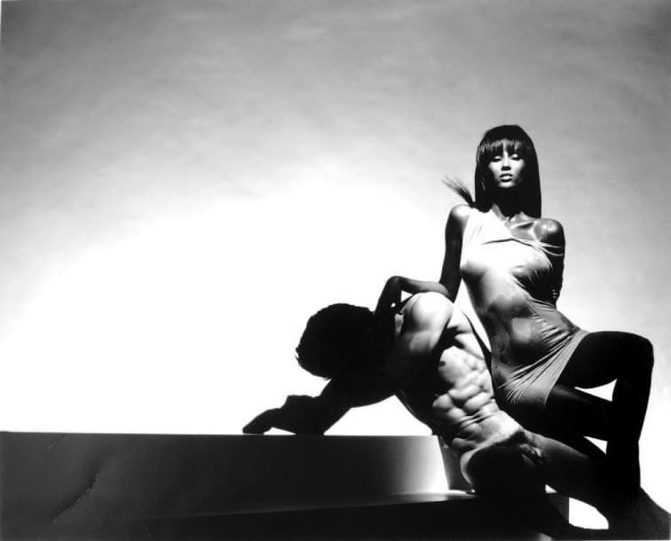 Victor Skrebneski (né en 1929)
Iman Bowie. c. 1990. Epreuve argentique d'époque. Tampon Skrebneski au verso. 40,5 x 50,5 cm. 