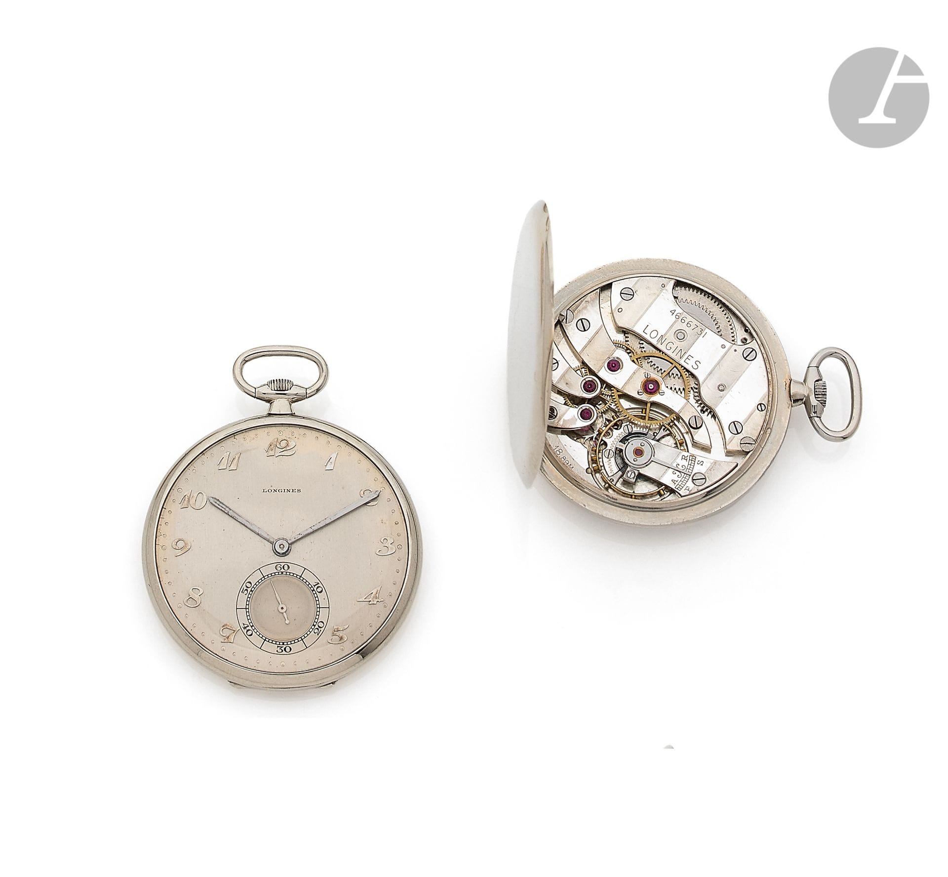 LONGINES. About 1930

N° 4666731

Platinum (950) pocket watch, painted dial, Arabic numeral hour markers, second hand at 6 o'clock, winding movement calibre 18.89M (works) N° 4666731, smooth case. Dial, case and movement signed. Diameter : 44 mm. Gross weight : 52,2 g