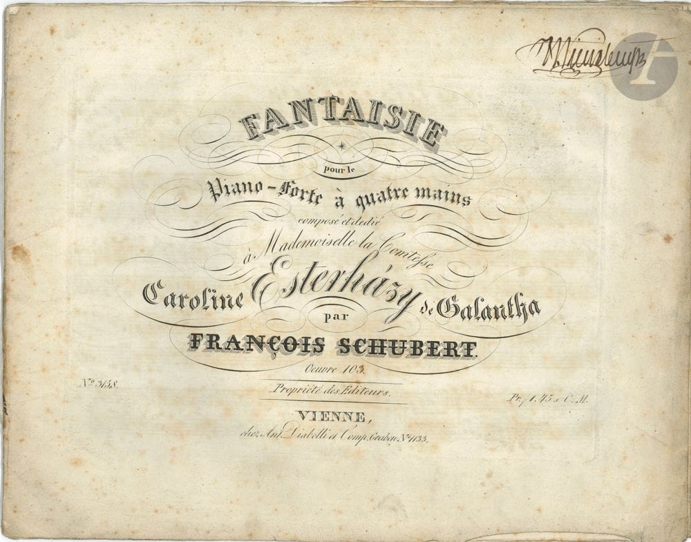 Franz SCHUBERT (1797-1828). Fantaisie pour le Piano-Forte à quatre mains composé et dédié à Mademoiselle la Comtesse Caroline Esterházy de Galantha par François Schubert. Œuvre 103 (Vienne, Ant. Diabelli, [1829]) ; cahier oblong in-fol. (26,7 x 34 cm) de 27 pages (la 28e blanche) (légères rousseurs et salissures, quelques infimes fentes marginales).
Édition originale posthume de ce chef-d’œuvre pour piano à quatre mains [D. 940].
La Fantaisie en fa mineur a été composée au début de l’année 1828, l’année de la mort de Schubert qui avait inscrit sur son manuscrit le numéro d’opus.
Elle a été publiée en mars 1829, chez Diabelli à Vienne (cotage D. et C. N°3158) ; musique gravée.
Provenance : collection du violoniste Henri Vieuxtemps, avec sa signature autographe sur la page de titre : « H Vieuxtemps ».