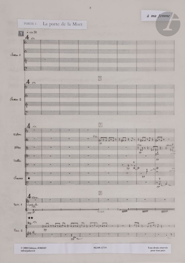 Lucien GUÉRINEL (né 1930). Manuscrit musical autographe, Les Sept Portes, 1997-1998 ; 144 feuillets 37 x 26 cm.
Grand oratorio pour double chœur, orchestre à cordes et 2 percussionnistes, sur des poèmes d’Yves Namur, créé le 30 mai 1998 en la cathédrale Saint-Sauveur d’Aix-en-Provence, par le Chœur contemporain et l’ensemble Musicatreize sous la direction de Roland Hayrabedian, avec les ensembles vocaux amateurs Al Segno, Antequiem et Carpedièse ; l’œuvre était une commande des Polyphonies françaises en Pays d’Aix. 
Dédiée par le compositeur à sa femme, d’une durée de plus d’une heure, Les Sept Portes, d’après Le Livre des sept portes du pète Yves Namur, comprend sept parties (sept Portes), découpées en 40 numéros : I La porte de la Mort ; II La porte de la Traversée ; III La porte de l’Autre ; IV La porte des Paroles et de l’Imprononçable ; V La porte de l’Impossible ; VI La porte de l’Effacement ; VII La porte de la Lumière.
Le manuscrit est soigneusement noté à l’encre de Chine sur papier calque, avec collettes de textes imprimés pour les titres, numéros, et parties récitées ; il est daté en fin « Saint-Bonnet-de-Joux/Marseille, 1er mai 97 – 8 février 98 ». En tête de chaque partie, texte dactylographié des poèmes. 2 feuillets liminaires dactylographiés donnent l’instrumentarium des percussions, et deux schémas pour la disposition des interprètes.