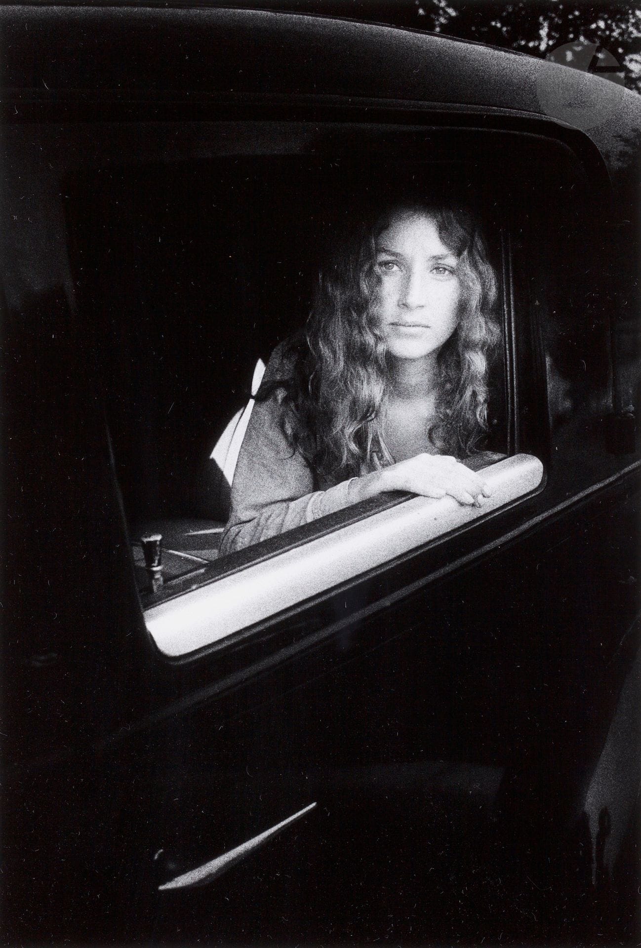 Ralph Gibson (1939) 
Sans titre [série The Somnambulist], 1969. 
Épreuve argentique (c. 1980), signée, datée et numérotée à 25 exemplaires à l’encre dans la marge inférieure. 
Image : 23,7 x 15,7 cm 
Feuille : 35,5 x 27,7 cm - cadre

Ralph Gibson (1939)
Untitled [The Somnambulist series], 1969.
Gelatin silver print (c. 1980), signed, dated and numbered in ink in the lower margin. Edition of 25. 
Image: 23.7 x 15.7 cm
Paper: 35.5 x 27.7 cm