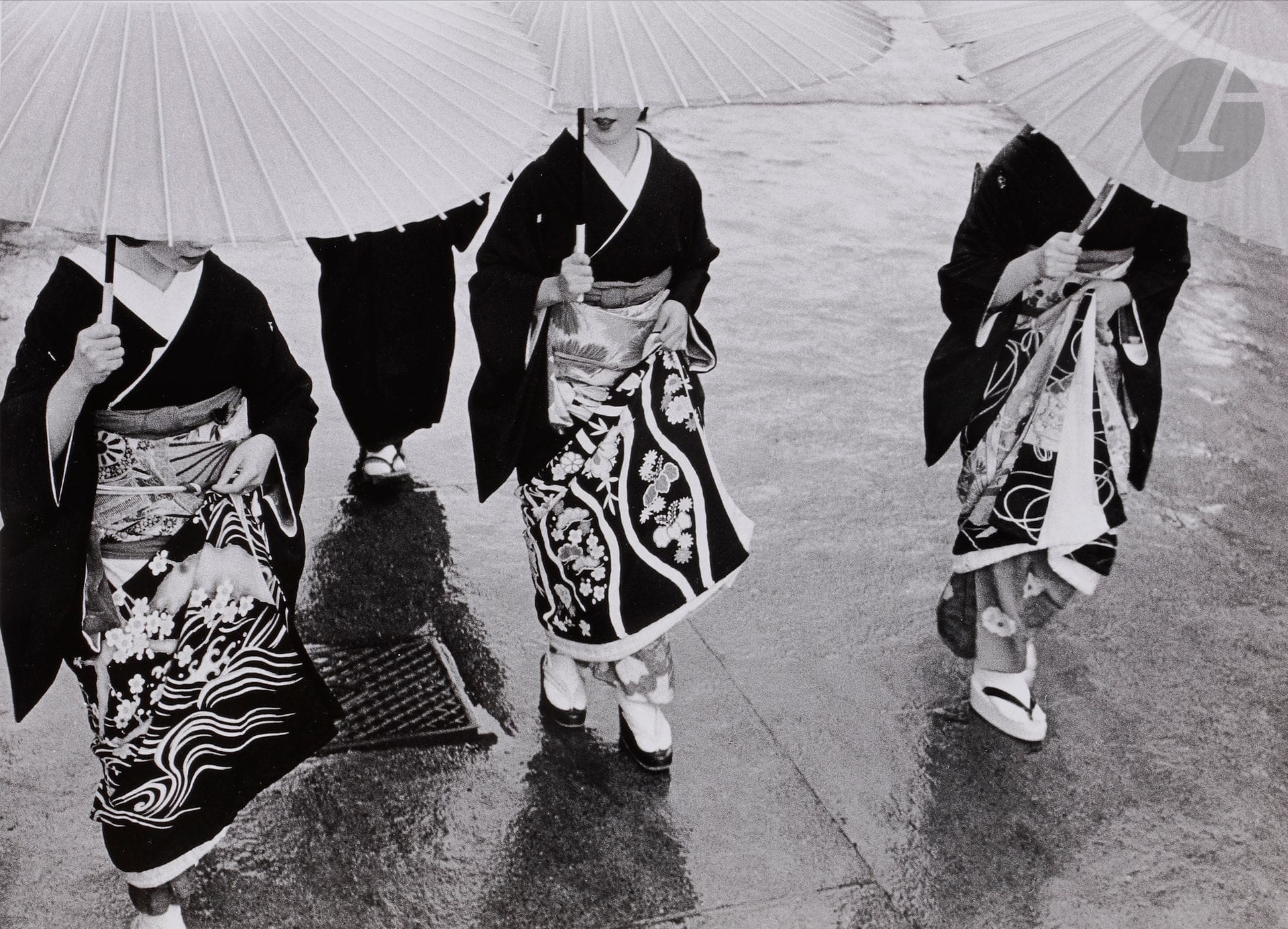 Kiichi Asano (1914 - 1993) 
Snow Country series. Japan, January 1953. 
A Rainy Commencement Ceremony. 
Silver print (c. 1990). Japanese paper sheet, titled, calligraphed, numbered to 100 copies, bearing the stamps of the artist (black ink) and his son (red ink), mounted on the reverse of the print. 
Image: 32 x 44,5 cm 
Sheet: 40,5 x 50,5 cmKiichi

Asano (1914-1993)
Snow Country series. Japan, January 1953.
a rainy commencement ceremony.
Gelatin silver print (c. 1990). Japanese paper sheet, titled, calligraphed, numbered, bearing the stamps of the artist (black ink) and his son (red ink), mounted on verso of the print. Edition of 100. 
Image: 32 x 44.5 cm 
Paper: 40.5 x 50.5 cm












