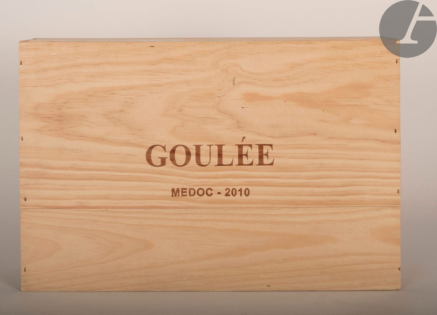 6 B GOULÉE BY COS D'ESTOURNEL (Caisse Bois d'origine), Médoc, 2010