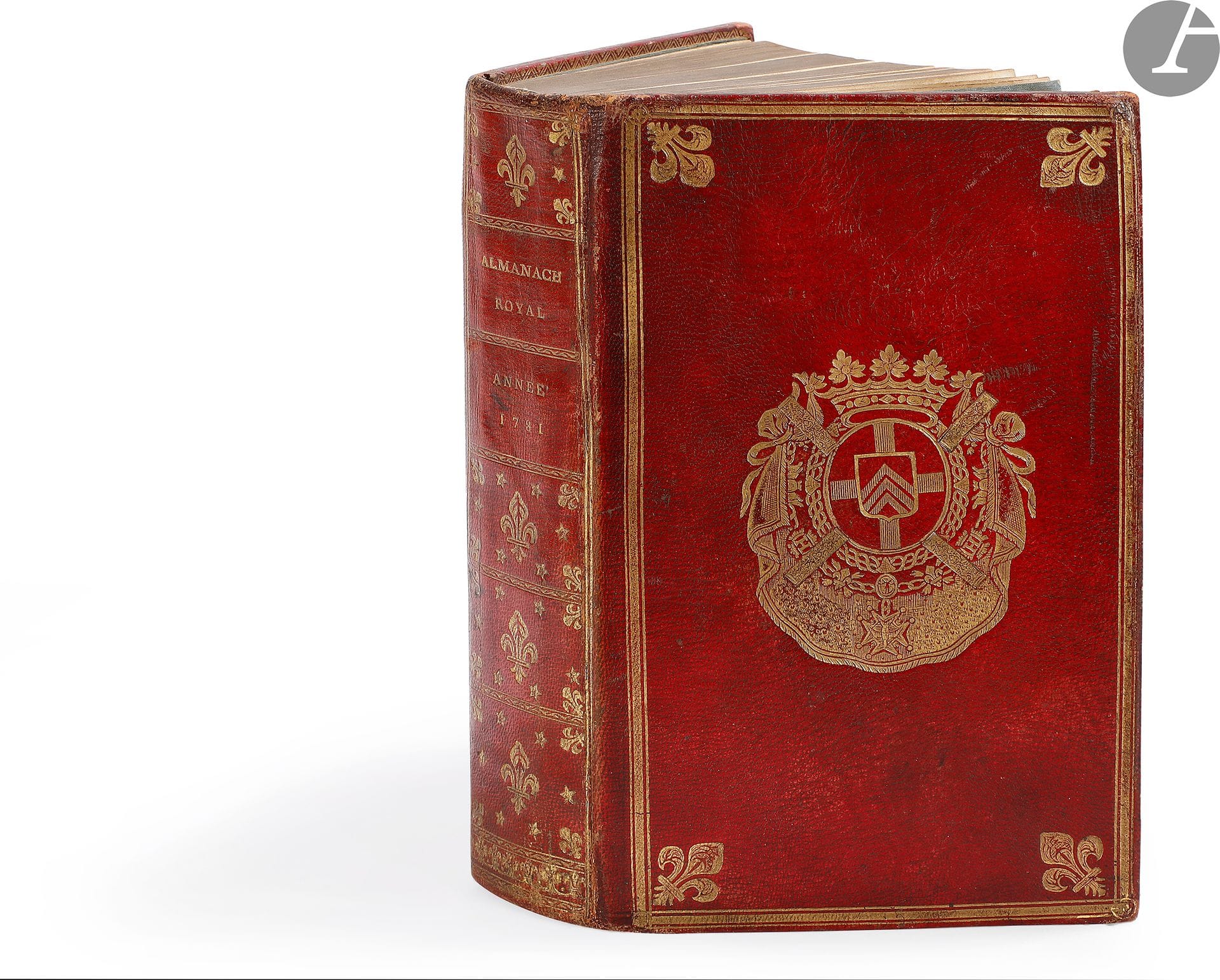[ALMANACH].
Almanach royal, année M. DCC. LXXXI.
Paris : d’Houry, [1781]. — In-8, 216 x 132 : 669 pp. Maroquin rouge, triple filet doré en encadrement, fleur de lys dorée aux angles et armes dorées au centre sur les plats, dos lisse orné, roulette dorée intérieure, doublures et gardes de tabis bleu clair, tranches dorées (reliure de l’époque).
OHR, pl. 407.
Précieux exemplaire sur grand papier, relié aux armes de Louis François Armand de Vignerot Du Plessis, duc de Richelieu (1696-1788), maréchal de France, membre de l’Académie française.
Exemplaire provenant de la belle et riche collection de John Roland Abbey (1896-1969) puis de celle de l’héraldiste Olivier Le Bas.
Quelques petits frottements d’usage, coins légèrement émoussés, habile restauration à un coin. Quelques traces sombres sur les plats.
Provenance : John Roland Abbey, avec ex-libris. – Olivier Le Bas, avec ex-libris.