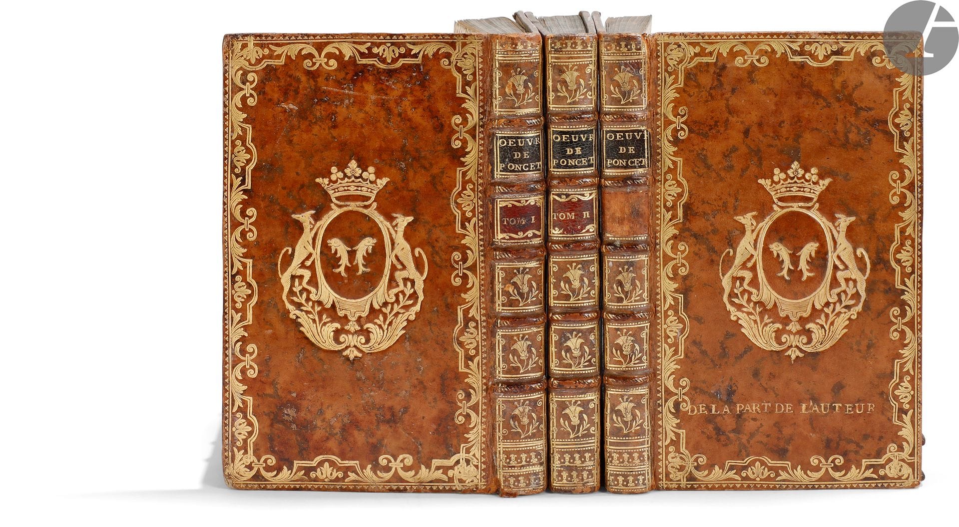PONCET DE LA GRAVE (Guillaume).
Projet des embellissemens de la ville et fauxbourgs de Paris.
Paris : Duchesne, 1756. — 3 volumes in-12, 163 x 97 : frontispice, (2 ff.), pp. (iij)-239 ; frontispice, 224 pp. ; frontispice, 192 pp. Veau havane marbré, large roulette dorée en encadrement et armes dorées au centre sur les plats, mention « De la part de l’auteur » dorée en lettres capitales sur les premiers plats, dos à nerfs orné, roulette dorée intérieure, doublures et gardes de papier semé d’étoiles dorées, tranches marbrées (reliure de l’époque).
Cohen 815.
Édition originale recherchée de cet ouvrage de Guillaume Poncet de La Grave (1725-1803), historien et avocat au Parlement de Paris.
Cet ouvrage est important pour l’histoire de Paris et tout particulièrement en ce qui concerne les projets de son évolution physique et architecturale. S’il reprend des idées formulées notamment par Voltaire ou encore l’architecte Pierre Patte, concernant entre autres le Louvre, l’hôtel de ville, les salles de spectacles et les cimetières, il met en évidence la nécessité de construire de nouveaux ponts et surtout de munir de quais les parties de la Cité et des deux rives qui en sont dépourvues. Si ces projets n’aboutirent pas immédiatement, son travail inspira le programme d’aménagement de la Seine treize ans plus tard.
L’édition a ceci de particulier de n’être imprimée que sur le recto seul, le verso des feuillets étant destiné aux observations. Elle est illustrée de 3 frontispices, le premier gravé par Lucas, le second par Le Grand d’après Charles Eisen, et le troisième par Fessard d’après Le Lorrain. Cohen ne cite que les deux premiers frontispices. 
L’ouvrage devait être dédié à Abel François Poisson, marquis de Marigny (1727-1781), frère de la marquise de Pompadour et directeur des bâtiments royaux, mais il refusa cette dédicace pour ne pas donner à l’auteur une approbation publique et interférer dans les décisions des autorités.
Cet exemplaire est de ce point de vue sans doute l’un des plus précieux de ce livre puisqu’il s’agit justement de l’exemplaire que l’auteur offrit au marquis de Marigny, relié à ses armes et portant sur les premiers plats la mention « DE LA PART DE L’AUTEUR ».
Cette provenance est confirmée par une note de celui qui acquit l’exemplaire à la vente de la bibliothèque du marquis en 1782 : « exemplaire de présent fait à M. de Marigni à qui l’ouvrage a été dédié acheté les 3 vol 8l 10s à sa vente. A Paris en juin 1782 ».
Exemplaire très bien conservé malgré un petit accroc à une coiffe et la pièce de tomaison du tome 3 manquante.
Provenance : Marquis de Marigny, avec ses armes sur les plats (vente avril 1782, n° 563). – Vente L. Hoche, n° 1075, d’après une note au crayon sur la première garde du premier volume.