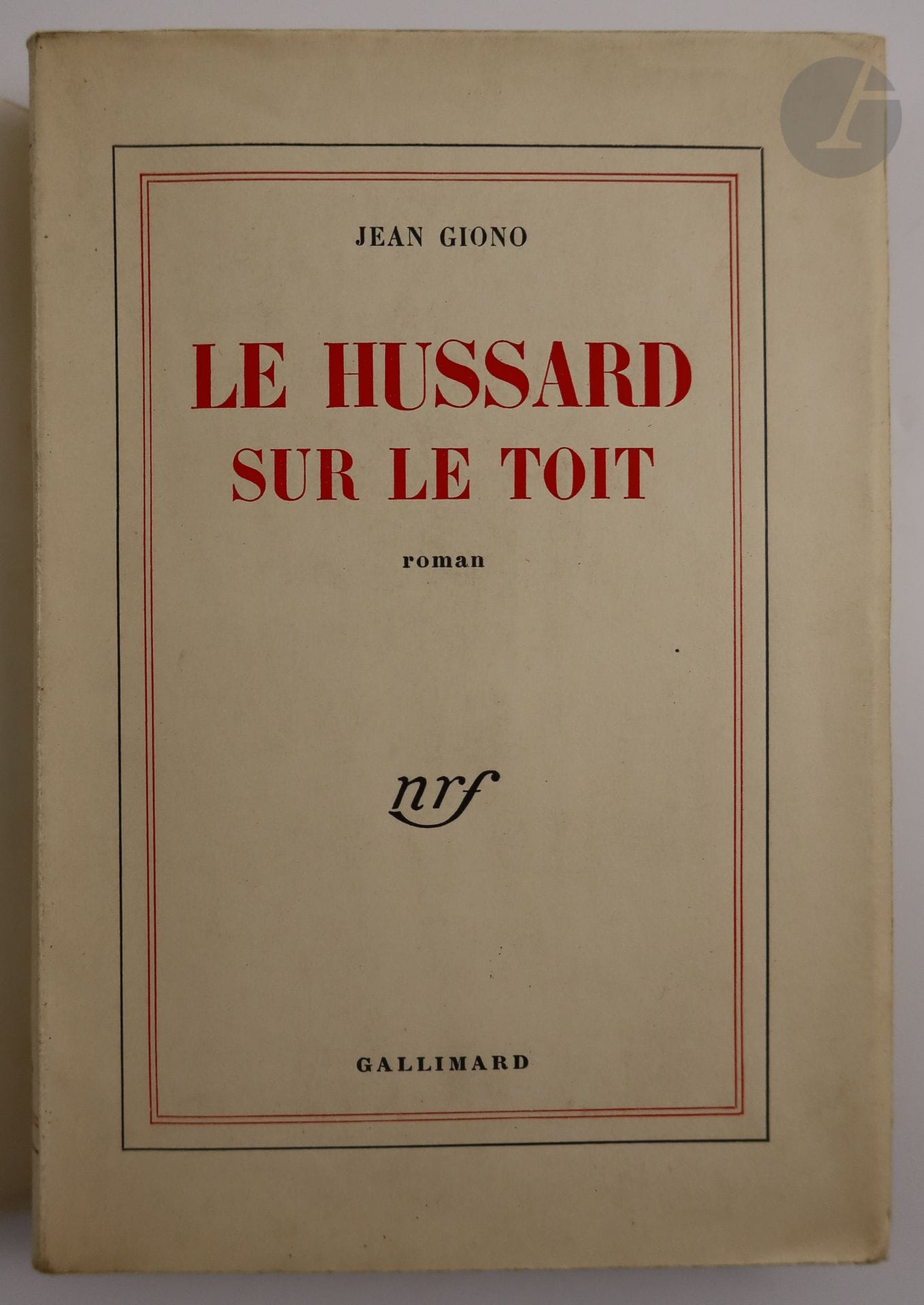 GIONO (Jean).
Le Hussard sur le toit. Roman.
Paris : Gallimard, [1951]. — In-8, broché.
Édition originale, dédiée à l'actrice Réjane.

UN DES 210 EXEMPLAIRES NUMÉROTÉS SUR VÉLIN PUR FIL (n° 58), second papier après 35 exemplaires sur Hollande.

Exemplaire très bien conservé.