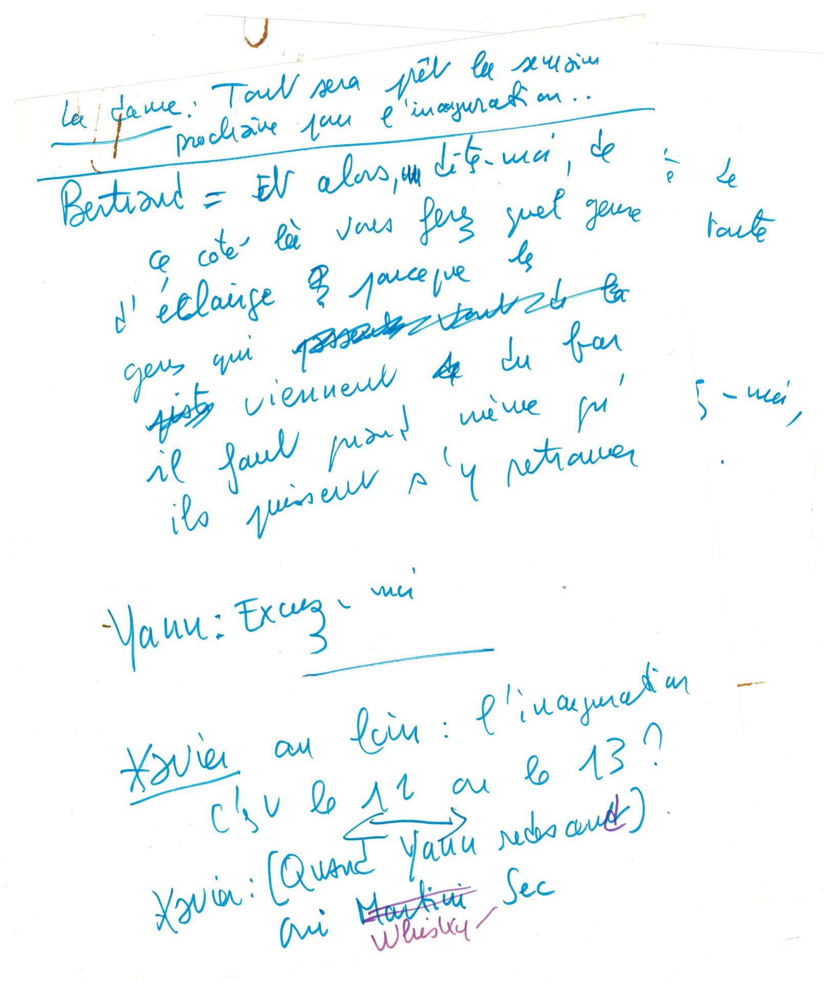François TRUFFAUT. Autograph manuscript, [1984]; 1 1/2 pages in-4 in turquoise ink, with erasures and corrections.

Short scene for Vivement Dimanche: conversation between three characters (Bertrand, Yann, and the lady) preparing for the opening of a nightclub. Plus a shooting plan printed.
Attached is the typescript with autograph corrections, of Truffaut's sarcastic reply to Pierre Philippe (1 p.½ in-4 on his letterhead) who accused him of plagiarism for the screenplay of Dernier Métro: "The plot has nothing to do with Dernier Métro. The only thing it has in common is the world of entertainment during the Occupation"... Plus a file concerning his secretary at Les Films du Carrosse, Josiane Chaumeil: - 3 letters from Josiane to her "dear and revered boss" during his illness (1983-1984); - a set of press clippings about Truffaut; a l.s. from Helen Scott to Josiane (17.I.1984), concerning the American edition of Truffaut-Hitchcock; a photocopy of a text from Truffaut's youth (August 21, 1951, in-4) on the death of Louis Jouvet, and on Balzac; - a collection of useful addresses (hotels, actors, members of the technical crews depending on the films), etc.