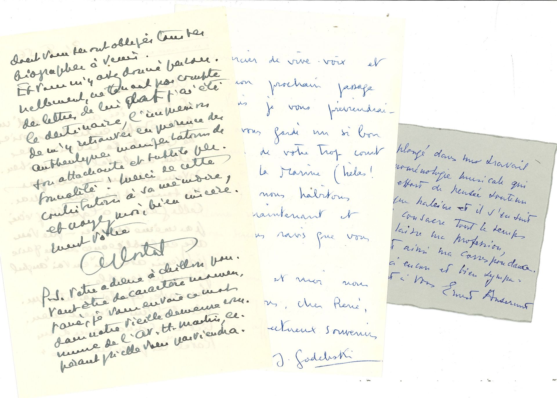 [René CHALUPT]. Environ 70 lettres à lui adressées, la plupart L.A.S., vers 1956.

Au sujet de Maurice Ravel, et du livre Ravel au miroir de ses lettres.
 Ernest Ansermet, Jean Aubert, Nadia Boulanger, Alfred Cortot, Suzanne Demarquez, Chériane Fargue, Jacques Feschotte, Jacques Février, Guido Gatti, Marcel Gaveau, Bernard Gavoty, Raymond Geiger, Marcelle Gerar (4), Michel Glotz, Jean Godebski, Jean Goupy (analyse graphologique), Léon Guichard, Jacques Ibert, Maurice Imbert, Hélène Jourdan-Morhange, Tristan Klingsor, Raymond Lange (2), Véronique Larnage, Jeanne Leleu, Paul Léon, Léon Leyritz, Lila Maurice-Amour, Tony Mayer, Vlado Perlemuter, Jacques Peuchmaurd, Félix Raugel, Jacques Rouché, Gustave Samazeuilh, Florent Schmitt, Enrich Straram, Virgil Thomson, Pasteur Vallery-Radot, Virginie Zinck-Bianchini, etc. Plus tapuscrits du prière d’insérer. On joint 6 minutes autographes de lettres de Chalupt (plus des doubles dactyl.).

René CHALUPT : voir aussi les nos 48, 49, 74, 79, 81, 82, 84, 98, 99, 103, 106, 107, 108, 112, 113, 114, 116, 123, 158, 159, 228, 372.

