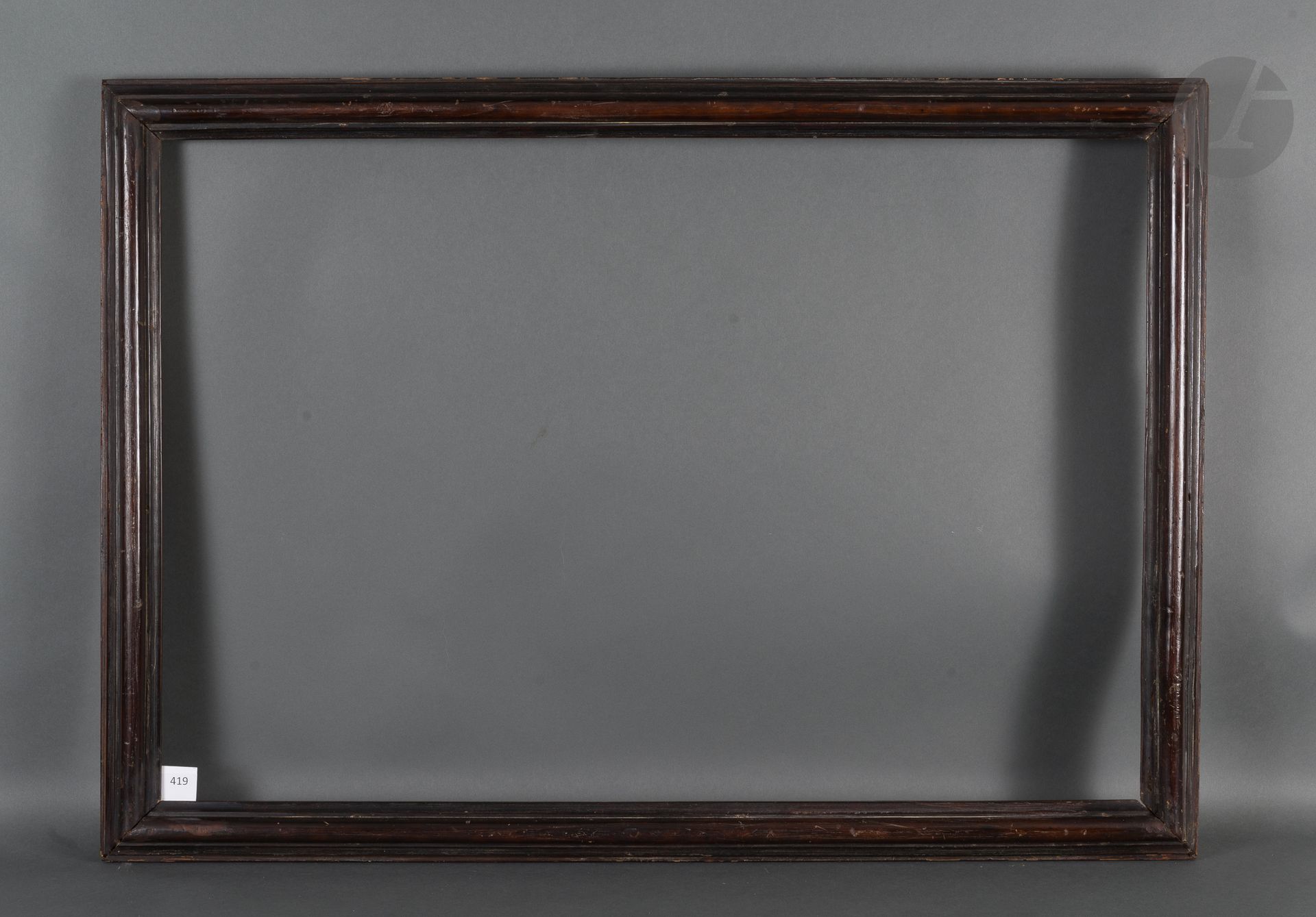 Frame in molded and blackened wood.
End of the XIXth century.
55,1 x 81,6 cm - Profile : 4,8 cm

