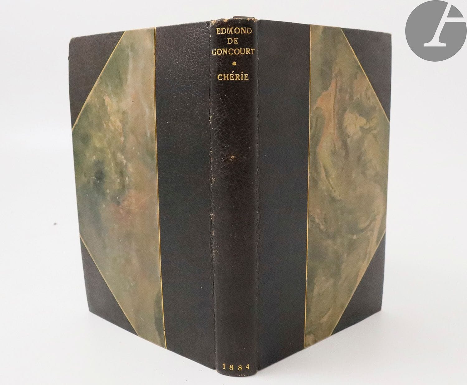 GONCOURT (Edmond).
Chérie.
Paris : G. Charpentier, 1884. — In-12, demi-maroquin brun foncé à coins, filets dorés, dos lisse, tête dorée, non rogné, couverture et dos conservés (G. Schrœder).
Édition originale.

UN DES 10 EXEMPLAIRES SUR PAPIER DE CHINE (n° 9).

Petits accrocs à la coiffe de tête.