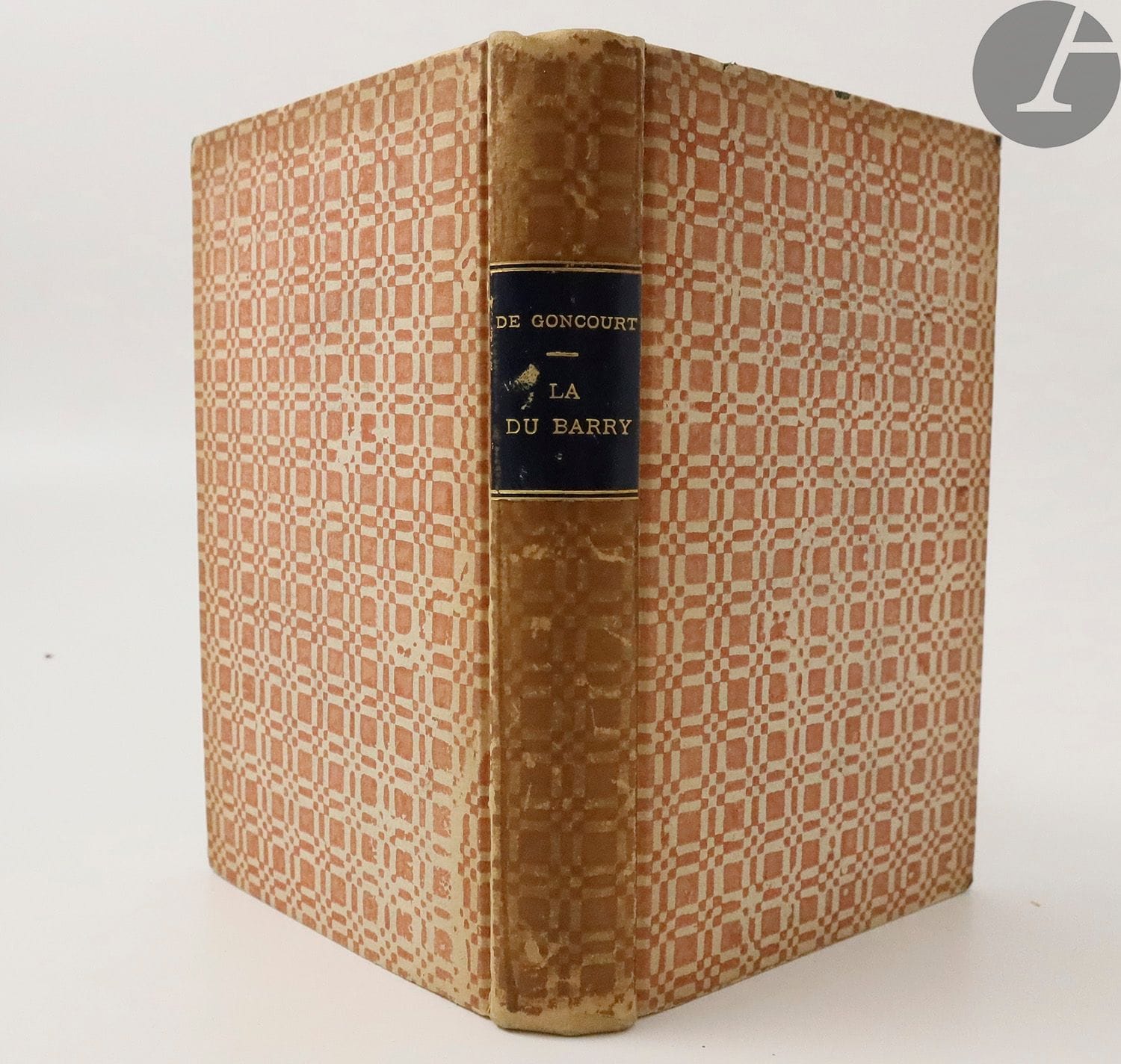 GONCOURT (Edmond and Jules de).
La Du Barry.
Paris : G. Charpentier, 1878. - In-12, dominoté paper, smooth spine, untrimmed, cover and spine preserved (contemporary binding).
New edition "revised and enlarged with letters and unpublished documents taken from the national library, the Versailles library, the national archives and private collections".

EXAMPLE OF ÉMILE ZOLA, with this autograph sending of Edmond de Goncourt on the false title :

" to Emile Zola // his friend // Edmond de Goncourt "

Spine browned, wear to the headbands



.



Soiling and tears to the cover with missing corners of the first plate.








