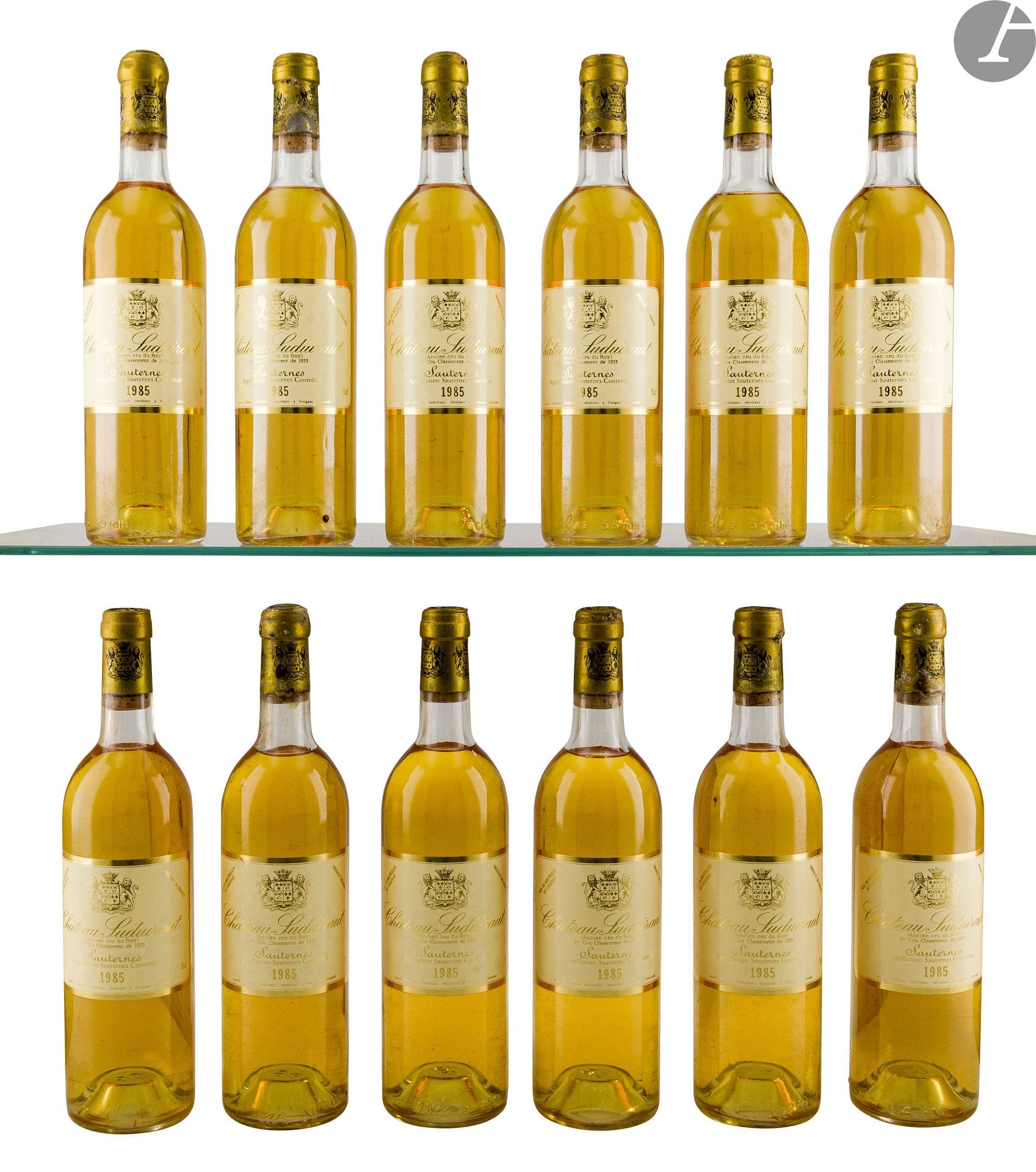12 B CHÂTEAU SUDUIRAUT (Caisse Bois d'origine) (5 T.L.B.+; 7 T.L.B; c.c. dont 4 gonflées), CC1 Sauternes, 1985