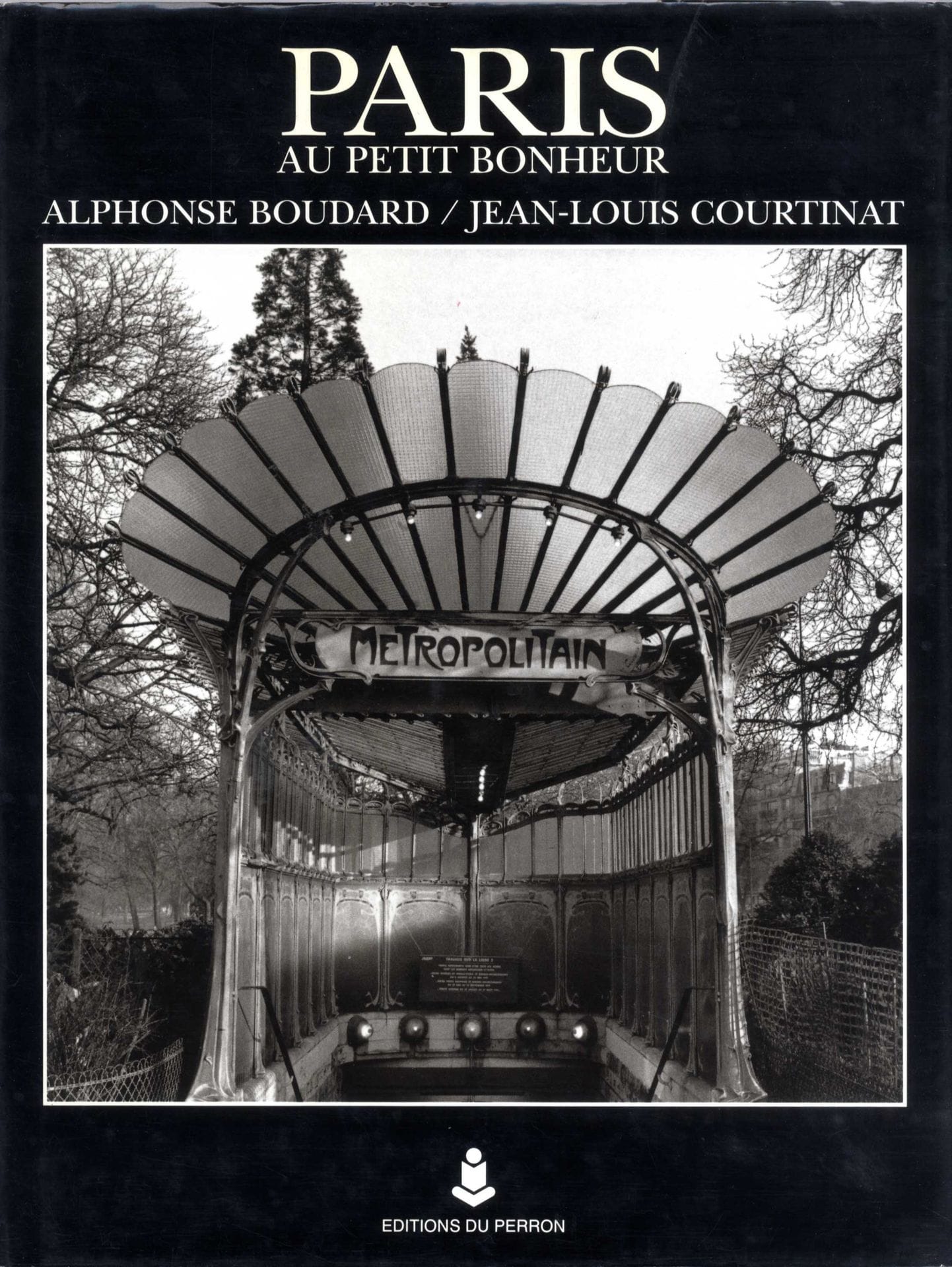 [PARIS]
COURTINAT, Jean-Louis (né en 1954) [Signed]

Paris au petit bonheur.
Paris. Éditions du Perron, 1992.

In-4 (32 x 24,5 cm). Édition originale reliée, dédicacée et signée par Jean-Louis Courtinat en page de titre, 288 p., 240 photographies en noir et blanc pleine page, texte d’Alphonse Boudard, reliure toilée noire avec titre imprimé en creux en caractères argentés en couverture et au dos, jaquette illustrée.