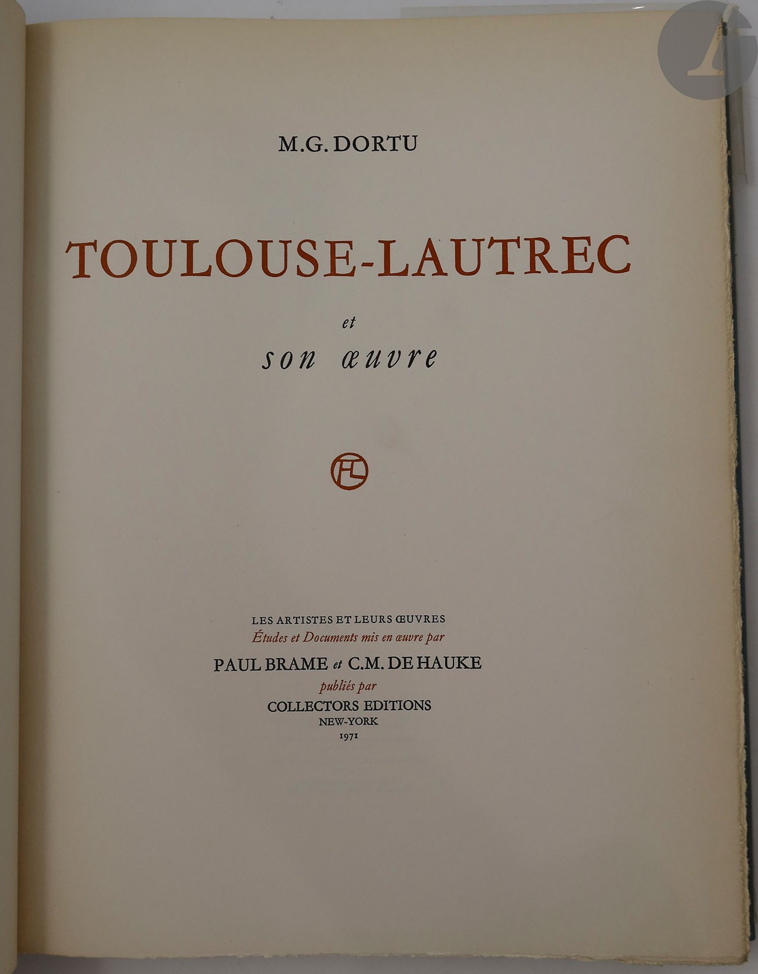 [TOULOUSE-LAITREC (Henri de)] - DORTU (M. G.).
Toulouse-Lautrec et son œuvre.
New-York : Collectors editions, 1971. — 6 volumes in-4, 322 x 248. Toile bleue d’édition, tête dorée, non rogné.
Édition originale de cet important catalogue raisonné de l’œuvre de TOULOUSE-LAUTREC (1864-1901), tirée à 1500 exemplaires numérotés sur papier vélin similiforme.
Exemplaire très bien conservé malgré le rhodoïd du premier volume déchiré avec manques.