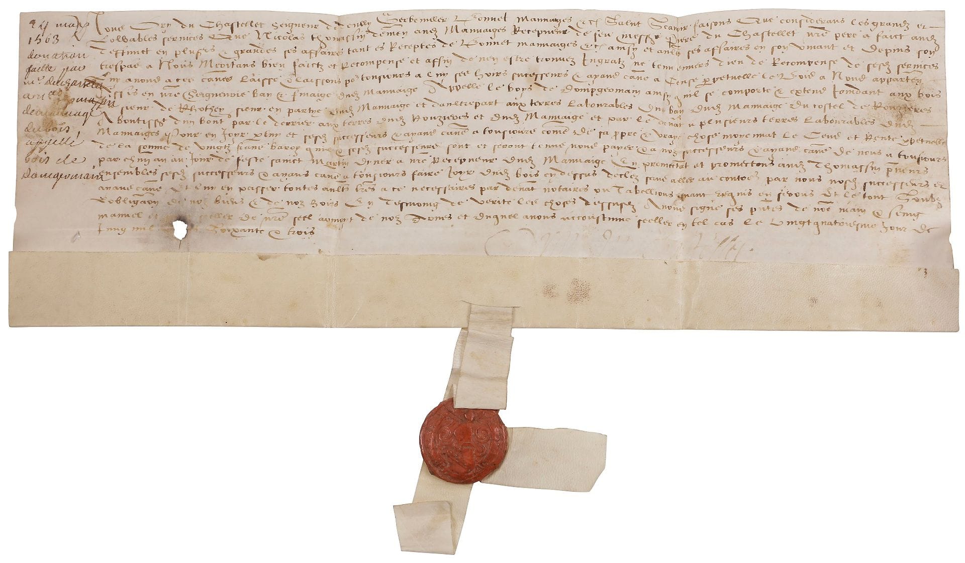 LORRAINE. 2 P.S., Mauvages (Meuse) 1563-1602 ; vélins 15 x 36,5 cm, avec sceau de cire rouge aux armes pendant sur queue (petit trou), et 38 x 57 cm, 3 sceaux aux armes sous papier pendant sur doubles queues.

24 mai 1563. Donation par Ory Du Chastellet, seigneur de Mauvages, du bois dit de Domgermain reçu de feu son père Pierre Du Chastellet, à Nicolas Thomassin, receveur de feu son père, en reconnaissance de ses grands services, et moyennant un cens de 20 francs barrois… 22 juillet 1602. Dénombrement pour le Roi par Varin de Savigny, seigneur de Mauvages, de la seigneurie de Mauvages, pour la partie mouvant de la Couronne, dont le bois de Domgermain, d’une contenance de 70 arpents…