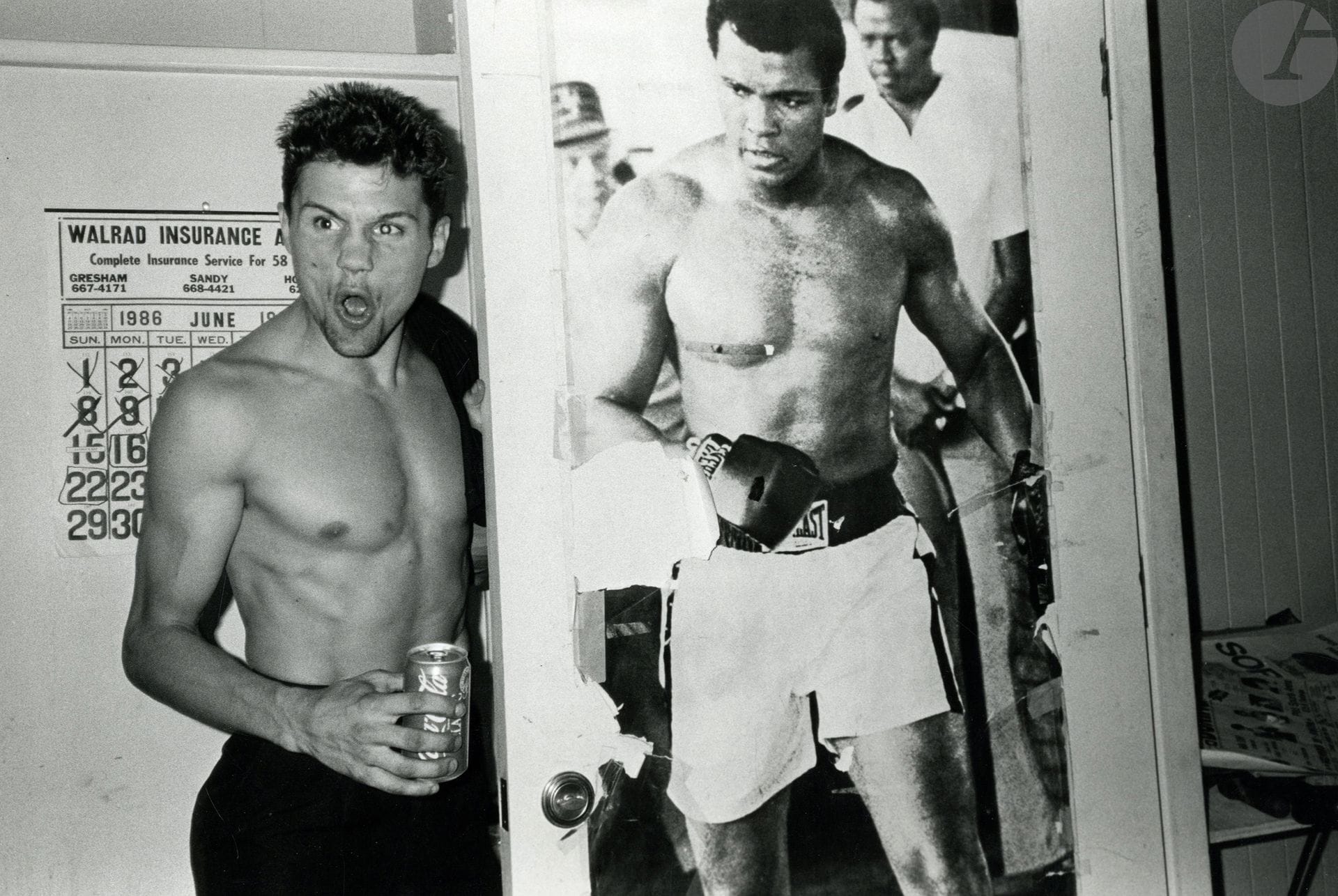 Bruce Weber (1946) 
Andy Minsker, 1986. 
Andy & Ali. Clap du film. 
Deux (2) épreuves argentiques d’époque. Tampons du photographe et numéros de négatif aux versos. 
Images : 23,3 x 34,3 et 22,5 x 34,5 cm
Feuilles : 27,5 x 35,5 cm

Bibliographie :
Bruce Weber, The Andy Book, Tokyo, Doeisha Co., 1987, n.p.

Bruce Weber (1946) 
Andy Minsker, 1986. 
Andy & Ali. Clap of the film. 
Two vintage gelatin silver prints. Photographer's stamps and negative numbers on versos. 
Images : 23,3 x 34,3 and 22,5 x 34,5 cm
Papers : 27,5 x 35,5 cm