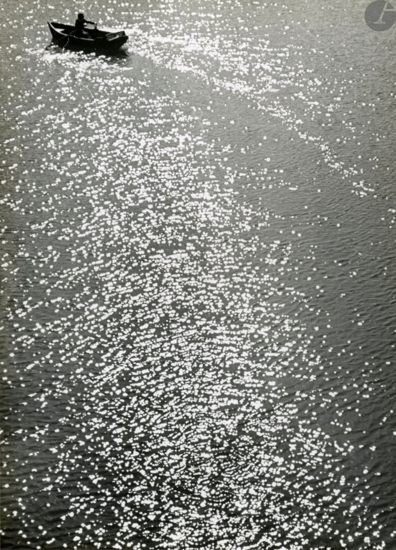 Victor Guidalevitch (1892-1962) 
Anvers, c. 1930. 
Chimère. Port. Ruelle. Fillettes. Reflets sur l’eau. 
Six (6) épreuves argentiques d’époque. Tampon du photographe aux versos. 
24 x 18 et 18 x 24 cm avec marges 

Victor Guidalevitch (1892-1962) 
Antwerp, c. 1930. 
Chimera. Port. Alley. Girls. Reflections on the water. 
Six vintage gelatin silver prints. Photographer's stamp on versos. 
24 x 18 and 18 x 24 cm