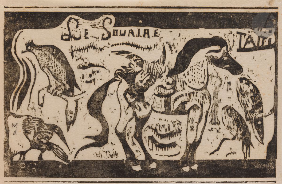 Paul Gauguin (1848-1903)
Titre pour « Le Sourire ». 1899. Bois gravé. 218 x 140 [225 x 151]. Mongan, Kornfeld, Joachim 61. Très belle épreuve sur japon pelure, numérotée « n° 11 » à l’encre dans le sujet à gauche, collée par les angles sur fragment de vélin provenant d’une publication et portant au verso une publicité pour des lampes (années 1900). Tirage à 25 ou 30 épreuves.

 Dans une lettre à Ambroise Vollard datée de 1900, Gauguin écrit : « J’envoie le mois prochain par quelqu’un qui va en France 475 épreuves environ de gravures sur bois. Chaque planche est tirée à 25 ou 30 numérotées, puis les planches détruites. D’ailleurs la moitié a servi deux fois et il n’y a que moi capable de tirer de cette façon. » (Cité par E. Mongan, E. W. Kornfeld, H. Joachim, Paul Gauguin, Catalogue raisonné of his Prints, Berne, Galerie Kornfeld, 1988, p. 155).