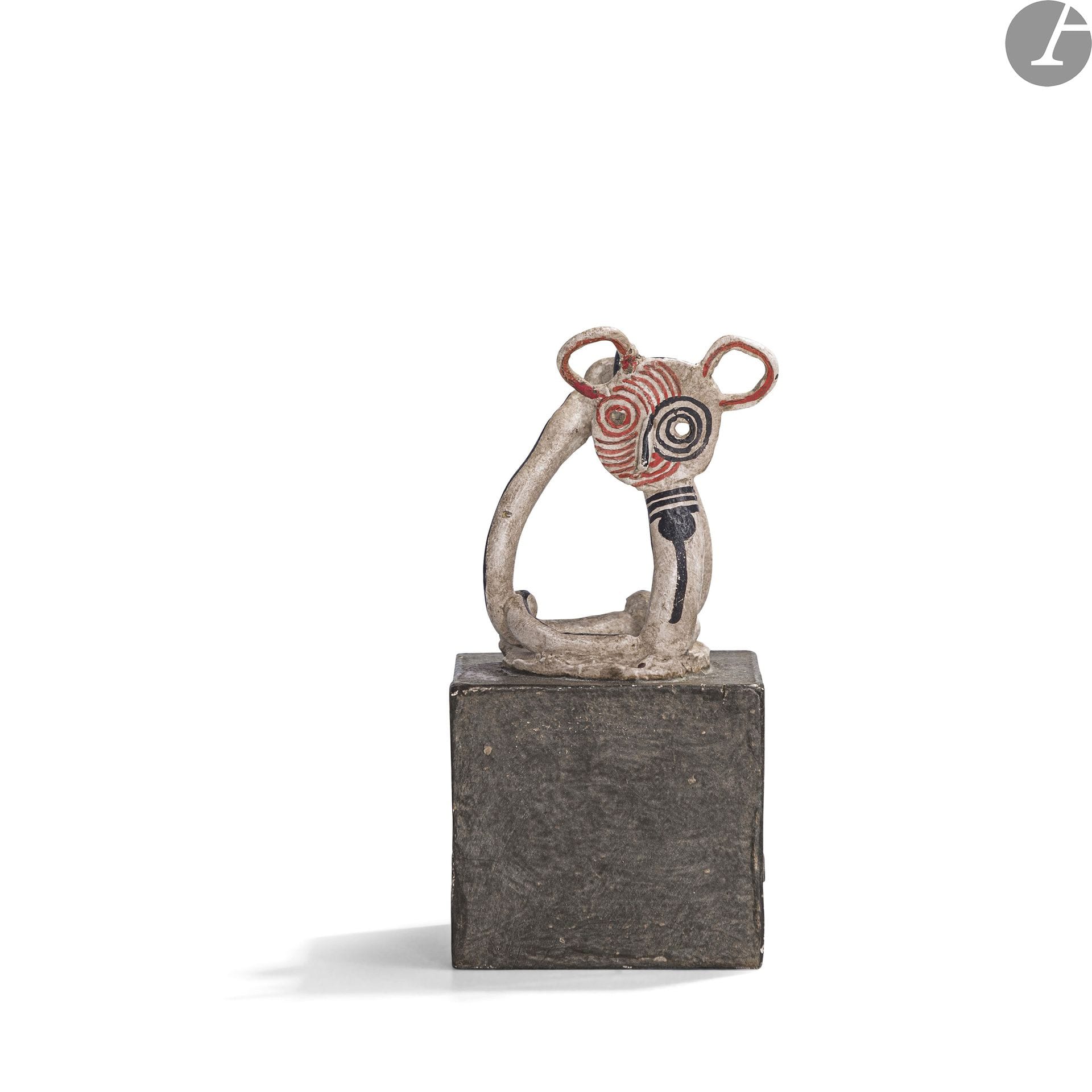 JEAN LAMBERT-RUCKI (1888-1967) 
Chat assis, exemplaire n° 1/8
Sculpture. Épreuve en bronze patiné et peint polychrome. Fonte d’édition post-mortem. Inscrit J. LAMBERT-RUCKI sur un côté, porte le justificatif de tirage 1/8, la marque d’éditeur JdV et le cachet de fondeur en pourtour de la base. H. 15 cm – L. 7 cm – l. 7 cm

Important :
Un certificat du Comité Lambert-Rucki pourra être remis, à sa demande et à sa charge, à l’acquéreur.