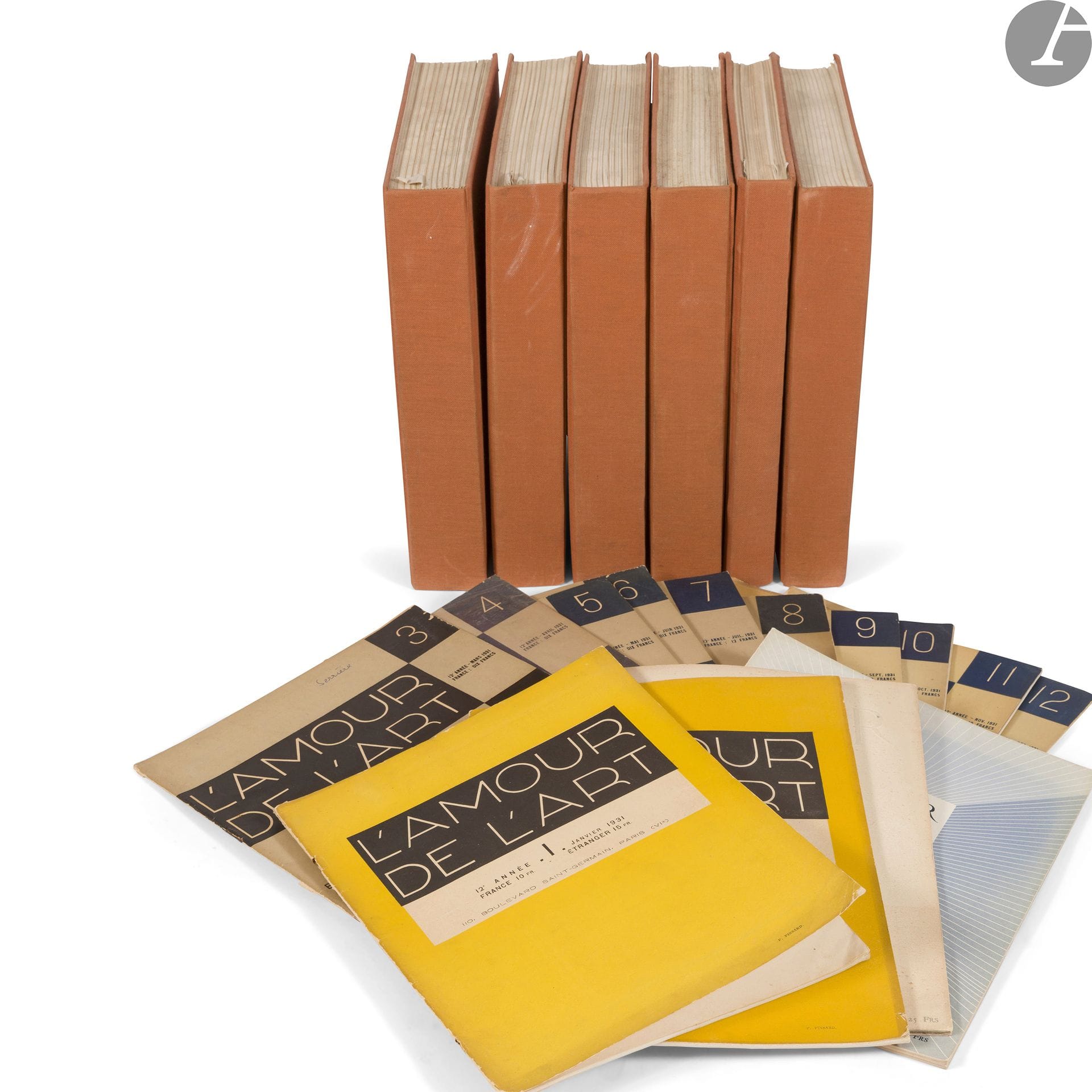 L’AMOUR DE L’ART – ANNÉES COMPLÈTES [1924 À 1928] et [1930-1931] 
Librairie de France. Suite de 6 volumes reliés par année et les 12 numéros de l’année 1931 en fascicules. Reliures toilées. Revues d’art et de critiques. 
Nous y joignons un numéro spécial « La Tapisserie Française » de 1946 et un fascicule des numéros 28, 29 et 30 de l’année 1948.